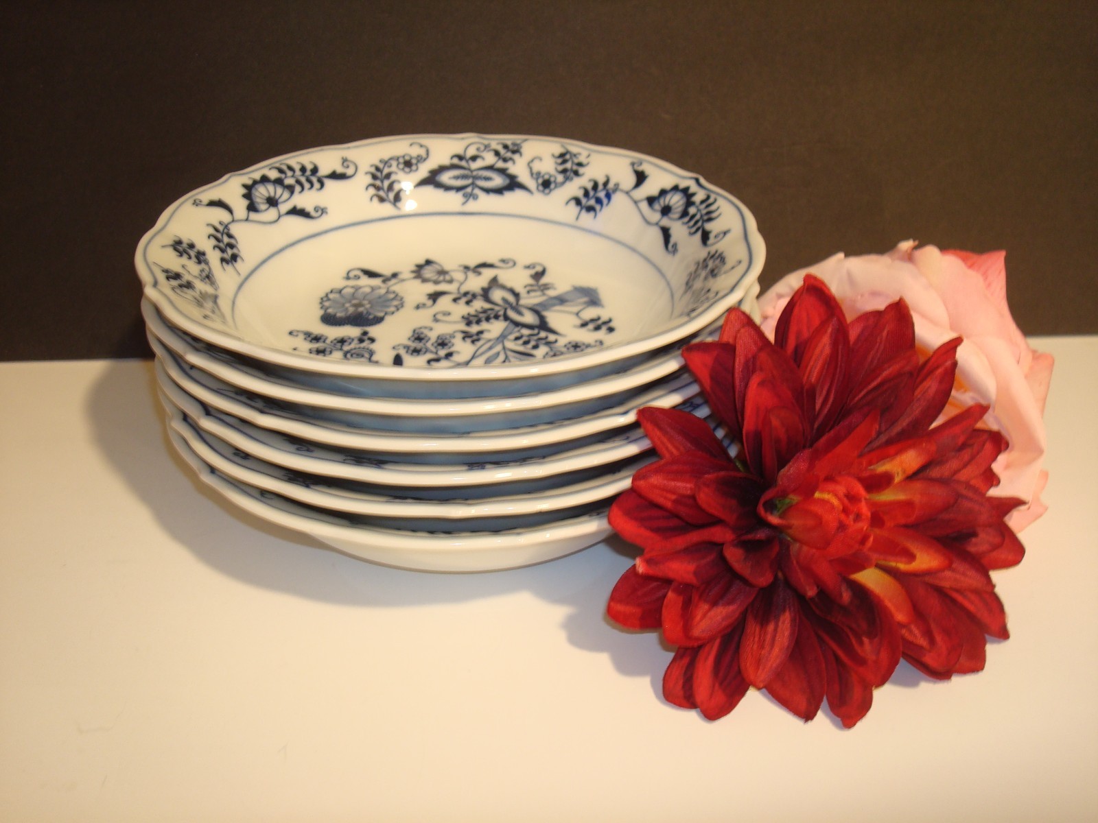 SET of (6) BLUE DANUBE/BLUE ONION JAPAN COUPE SOUP BOWLS,BLUE& WHITE 7 1/2\