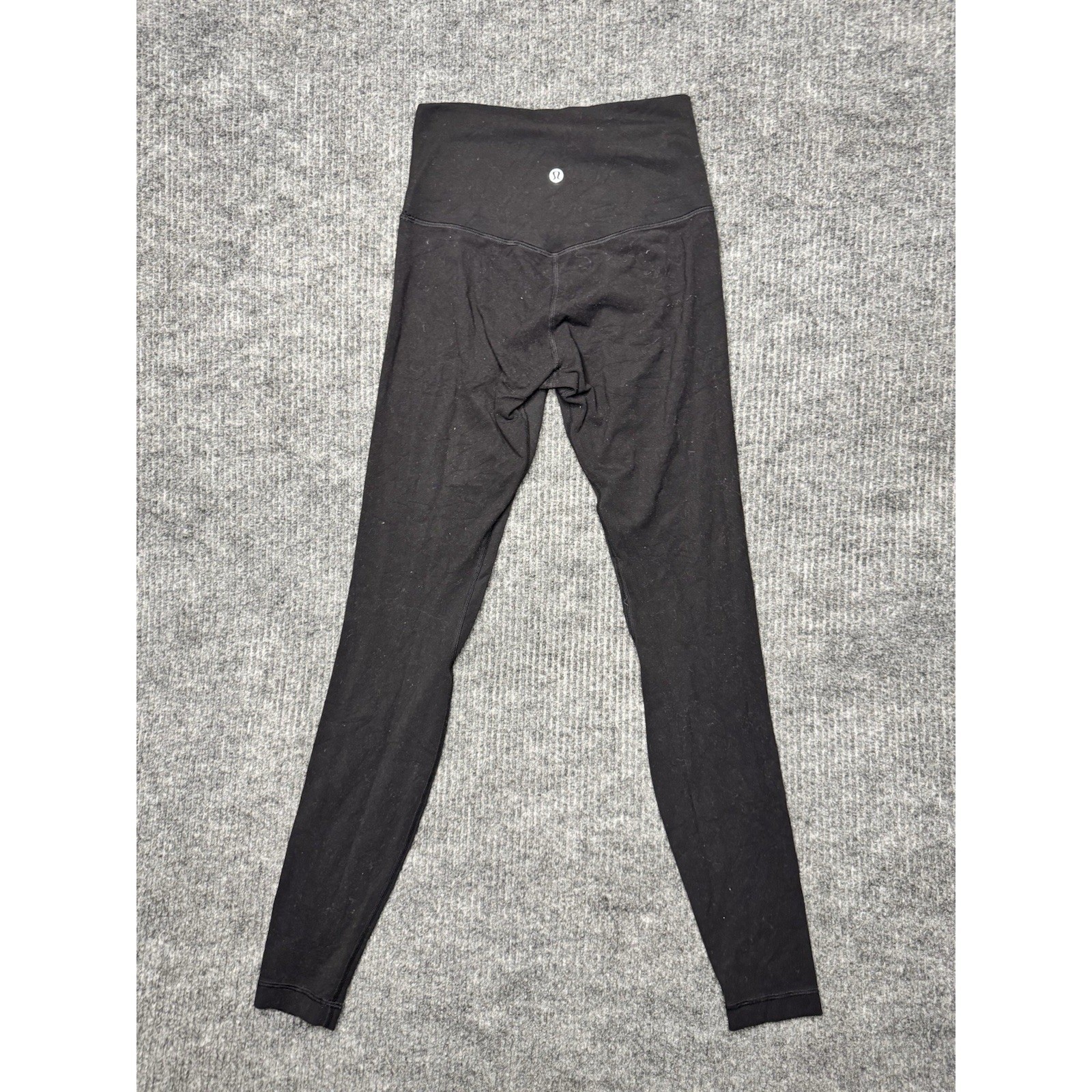 Lululemon Legging Athletica Womens Size 4 Black High Rise Yoga pants Full Length Lululemon Legging Athletica Womens Size 4 Black High Rise Yoga pants Full Length