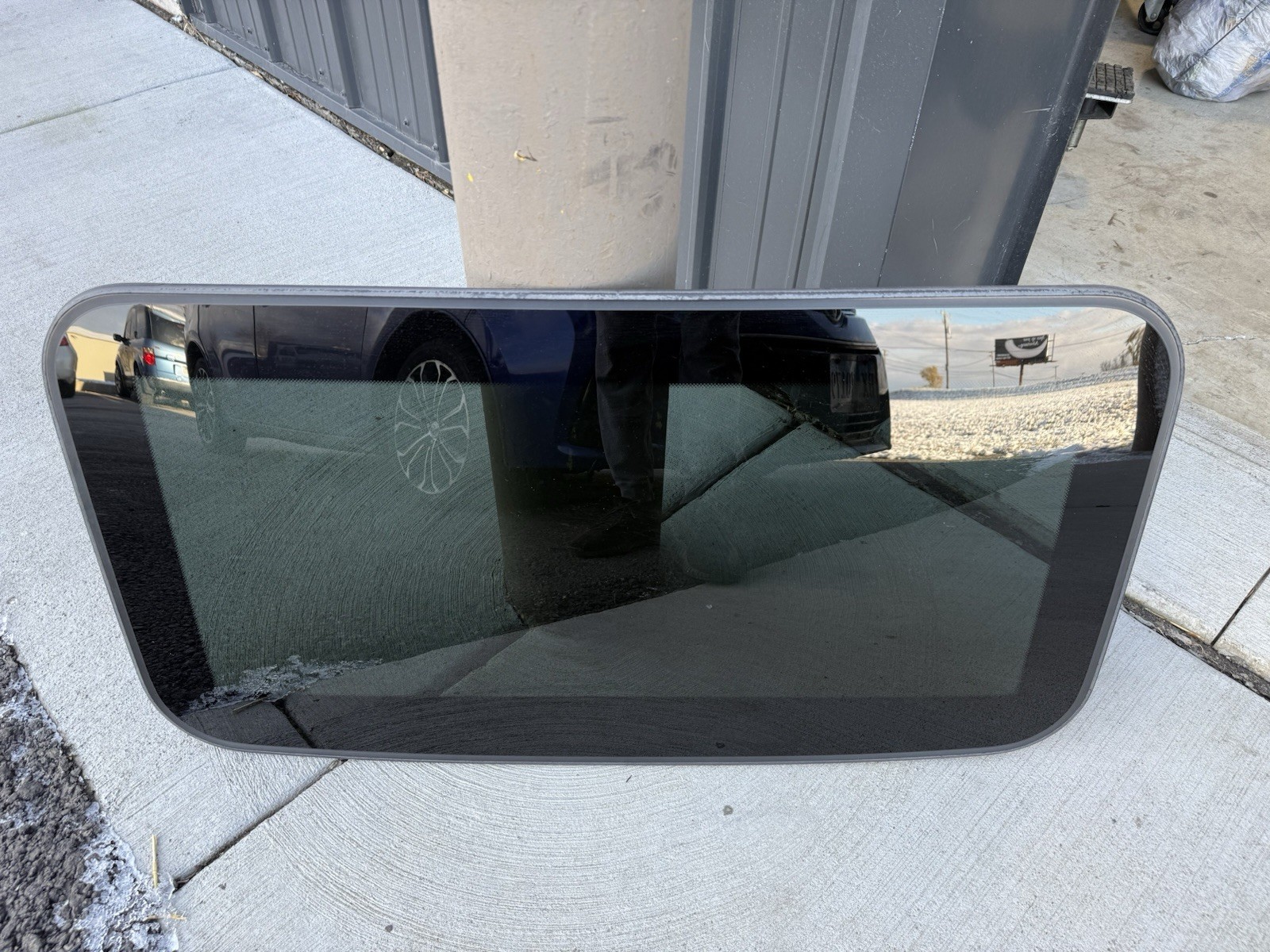 2007-2013 Infiniti G35 G37 G25 Q40 Sedan SUNROOF SUN ROOF panel Glass OEM 2007-2013 Infiniti G35 G37 G25 Q40 Sedan SUNROOF SUN ROOF panel Glass OEM