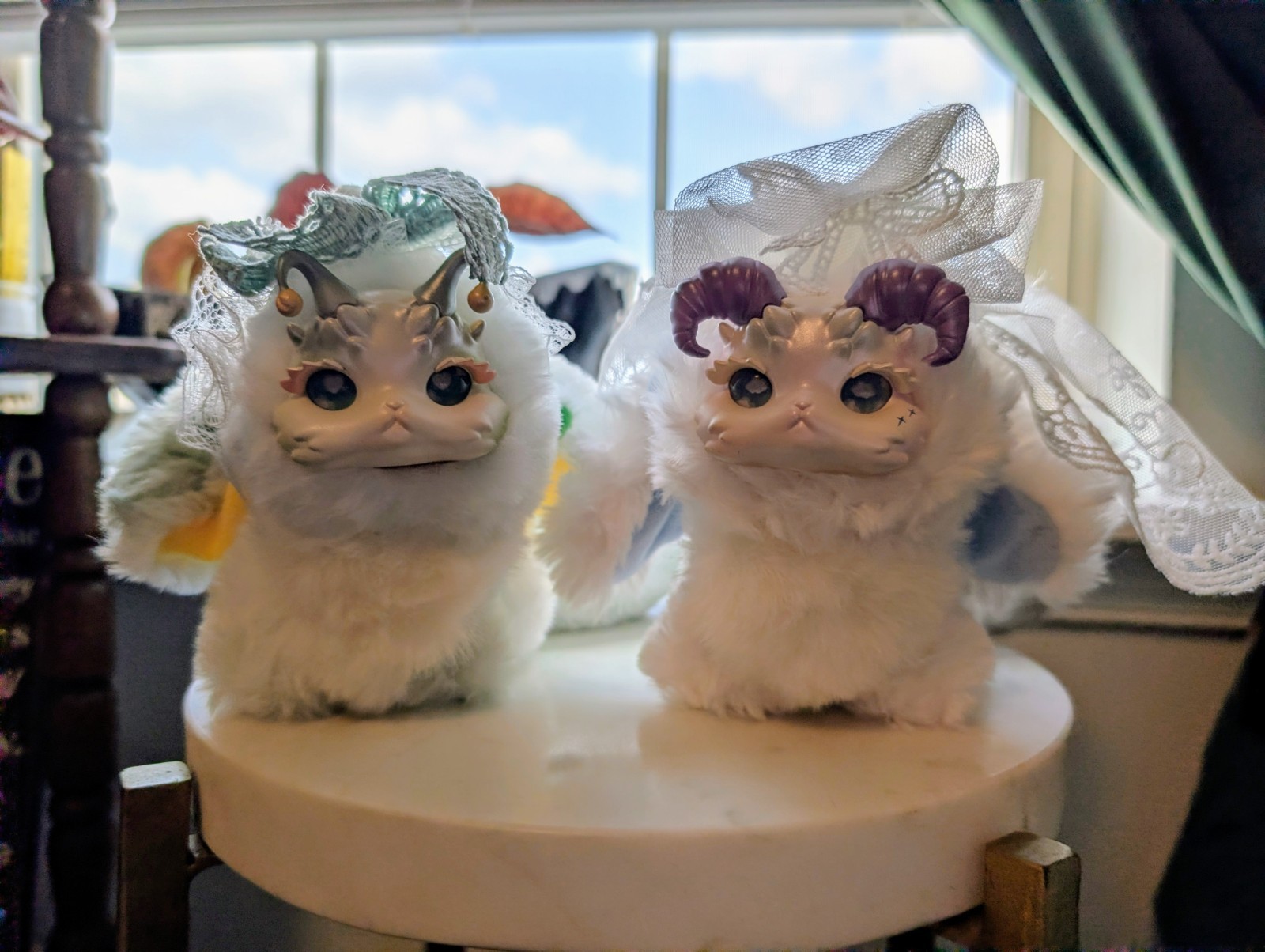 Tutulong Fantasy Forest Tea Party Series White Cloud (Purple) & Fire Fly (Green) Tutulong Fantasy Forest Tea Party Series White Cloud (Purple) & Fire Fly (Green)