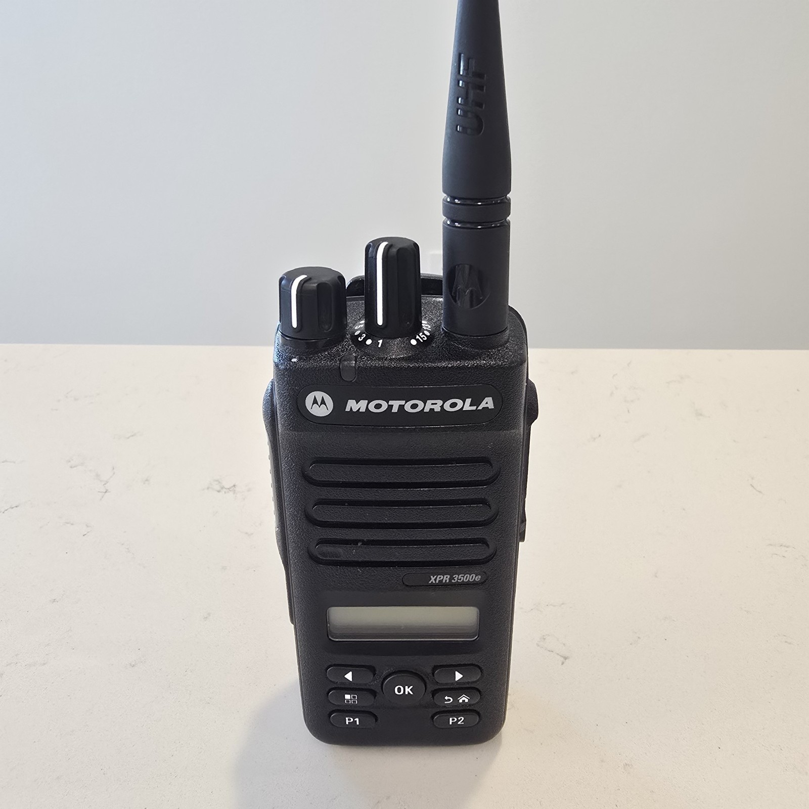 Motorola XPR 3500e XPR3500e UHF  Radio