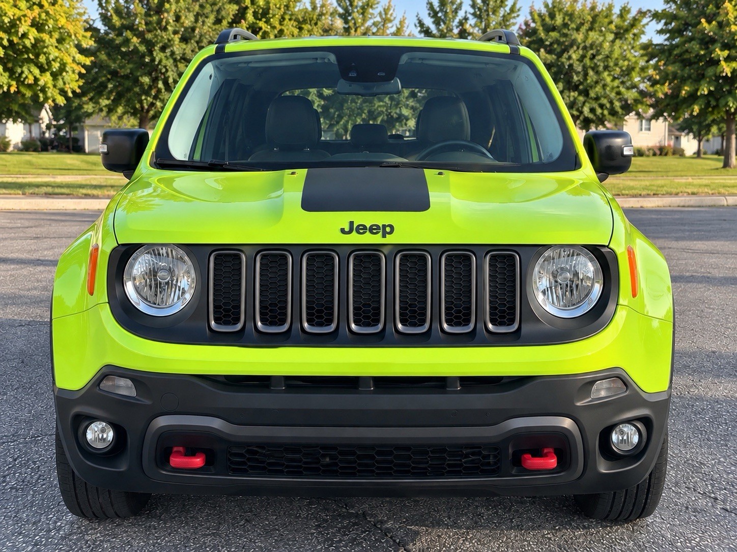 2017 Jeep Renegade Trailhawk 4x4 – VERY RARE My Sky Roof – Lime Green