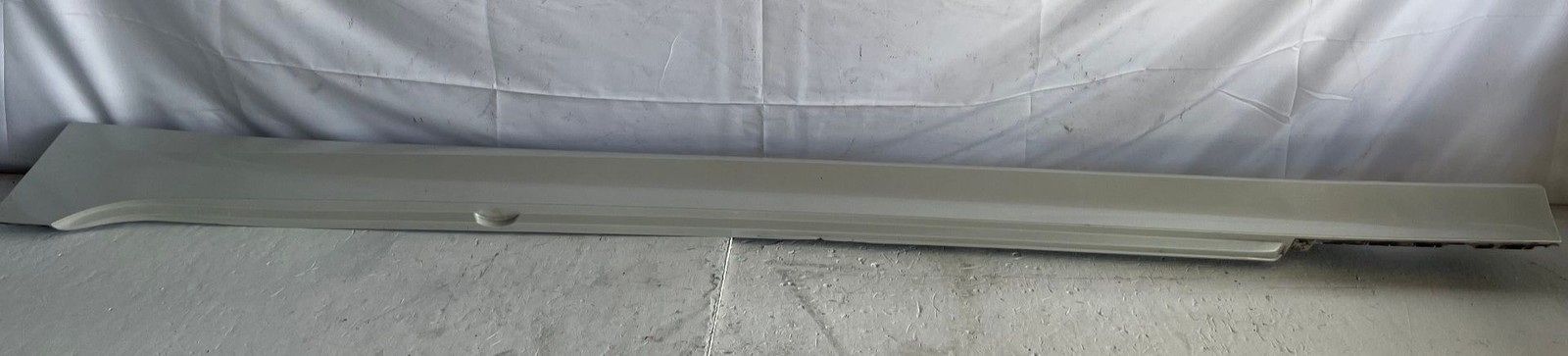 19-25 BMW 330I 330i xDrive FRONT LEFT ROCKER PANEL SKIRT MOLDING WHITE # 106363