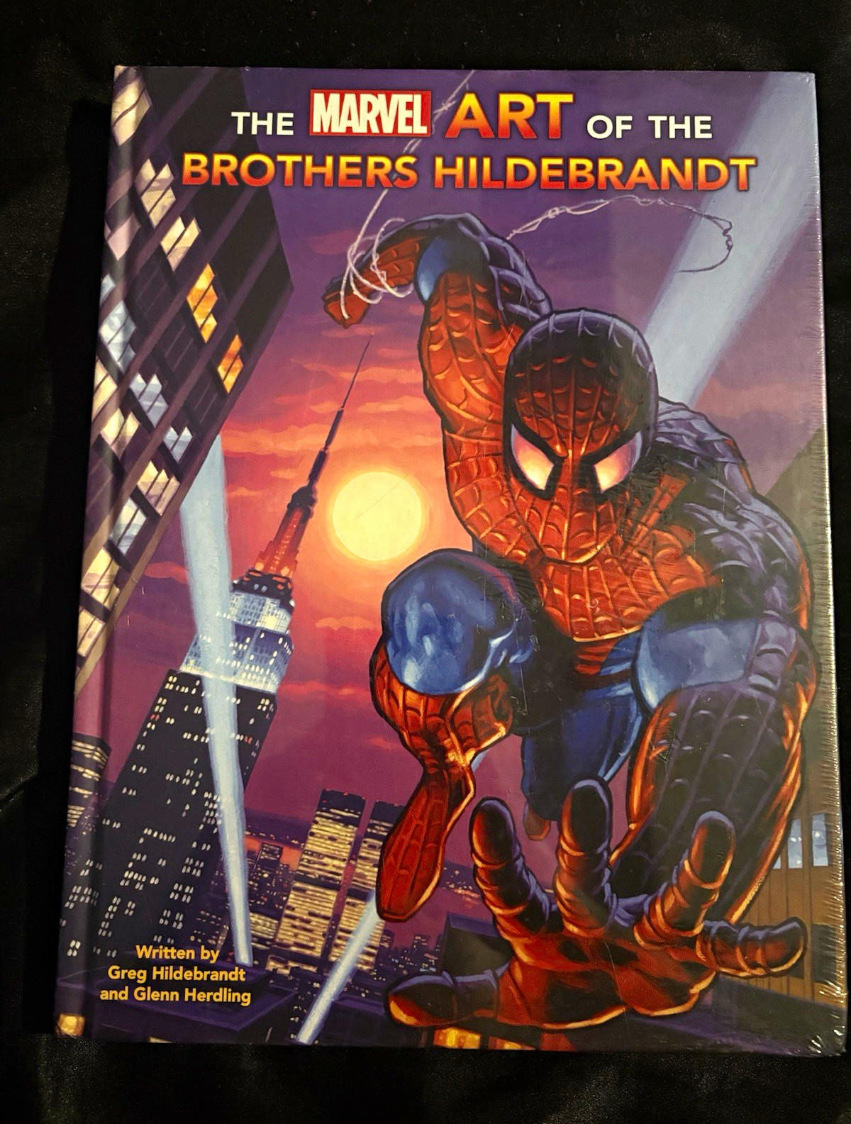 Marvel: The Art of the Brothers Hildebrandt Hardcover Artbook (IDW, 2020) Marvel: The Art of the Brothers Hildebrandt Hardcover Artbook (IDW, 2020)