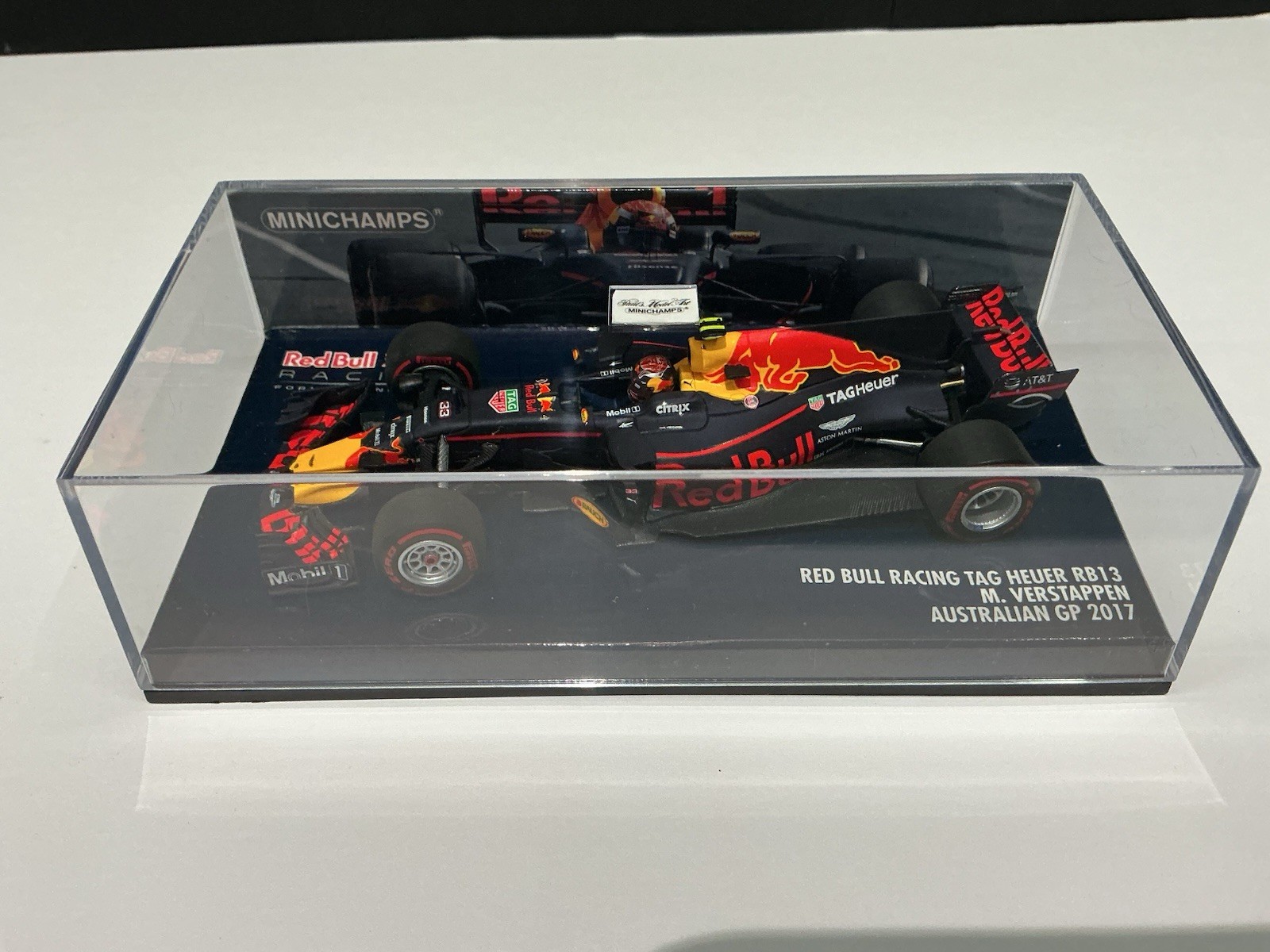 Max Verstappen Minichamps 1:43 Redbull Racing 2017 Australia