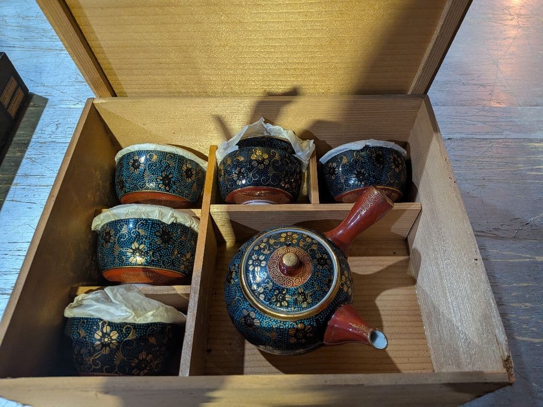 Kutani Ware Hideyuki Kinsai Floral Sencha Tea Set Teapot 5 Cups with Box