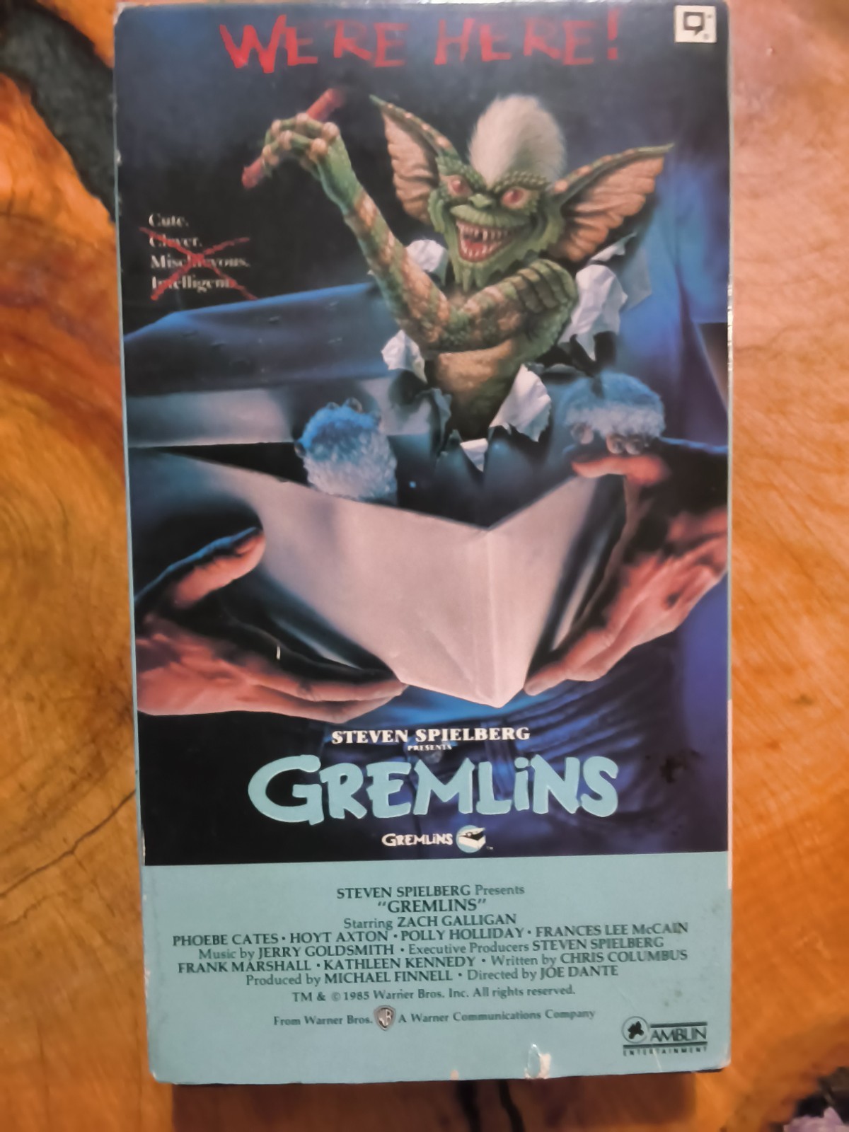 Gremlins VHS 1985 Warner Home Video Original Release Spielberg Joe Dante Horror