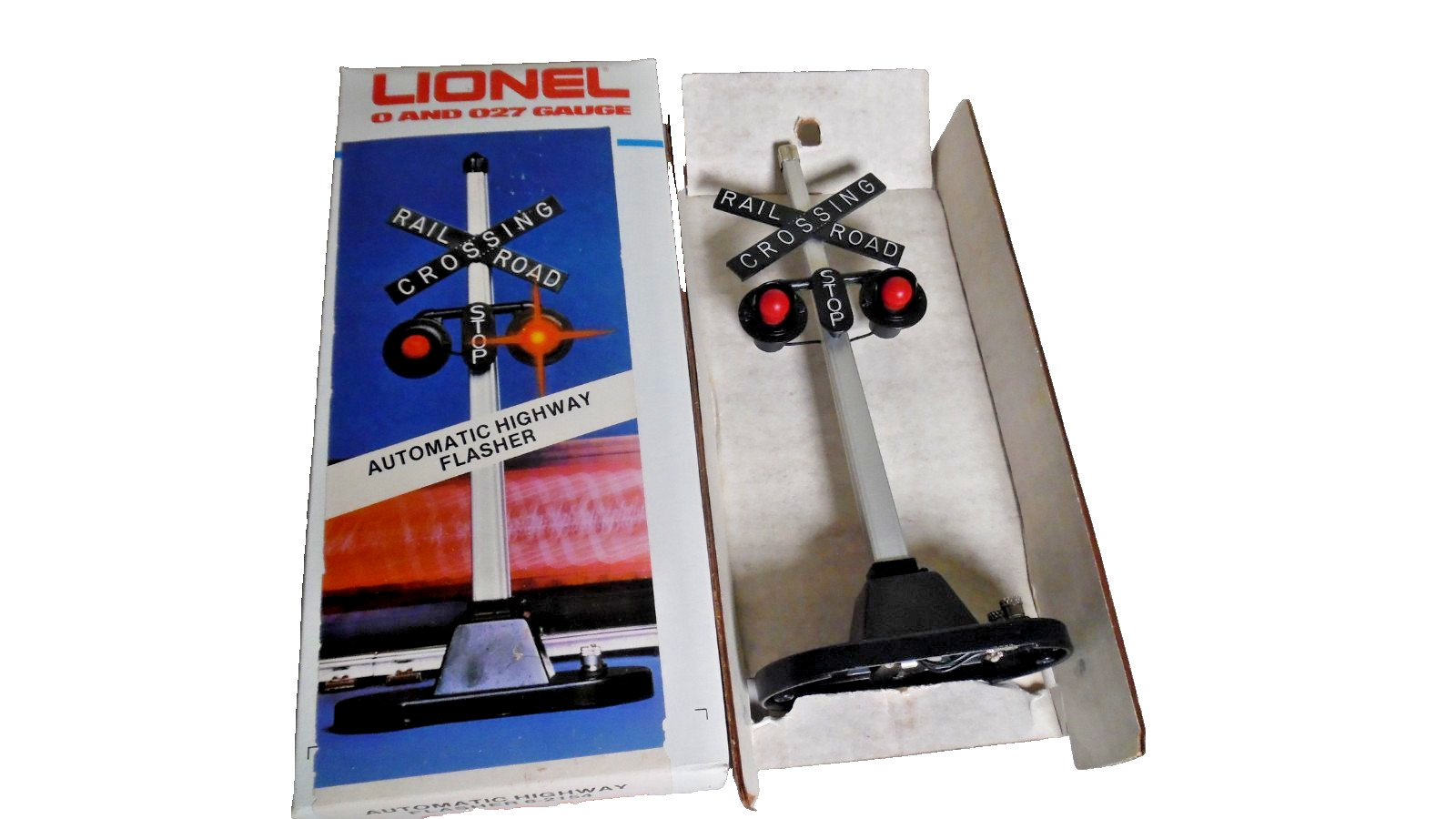 Lionel 2124 Automatic Highway Flasher New In Box Lionel 2124 Automatic Highway Flasher New In Box