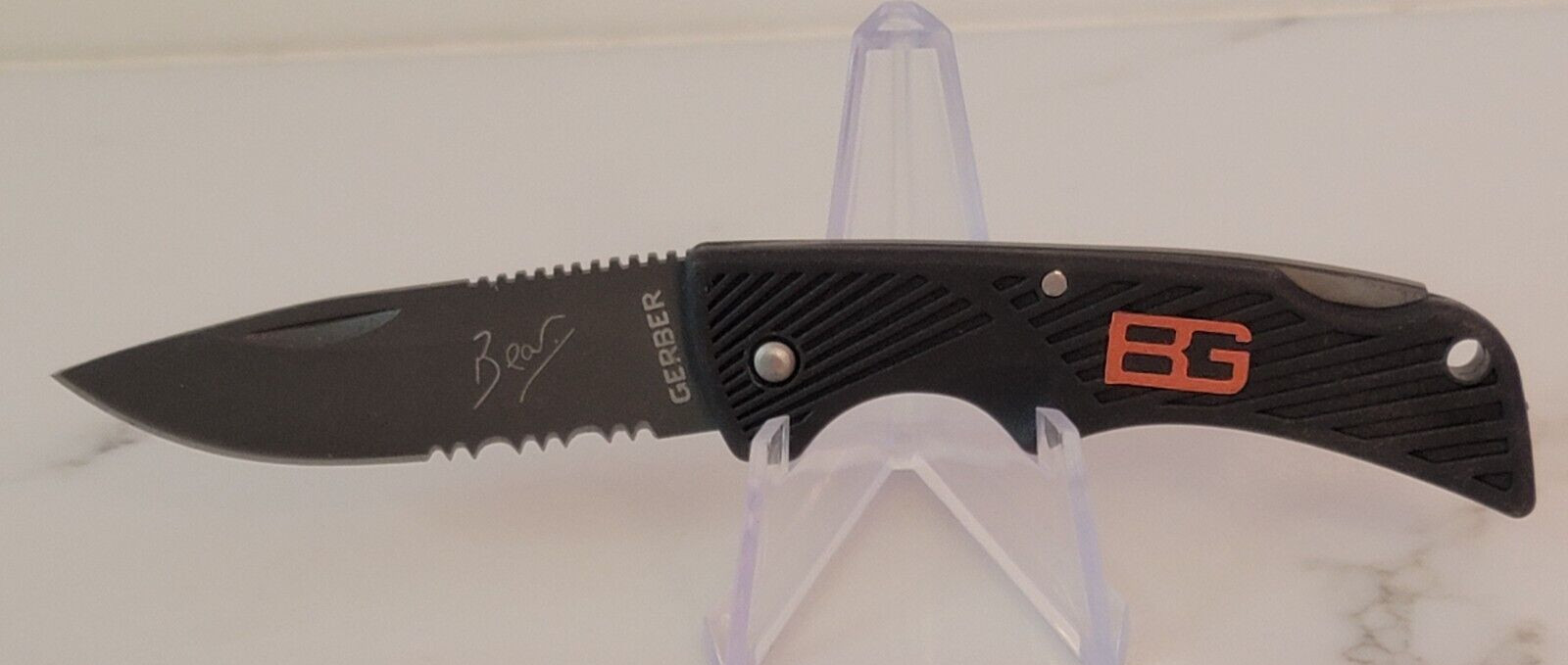 Gerber Bear Grylls Compact Scout Folding Knife IN ORANGE OR GREY *NEW IN BOX* Gerber Bear Grylls Compact Scout Folding Knife IN ORANGE OR GREY *NEW IN BOX*