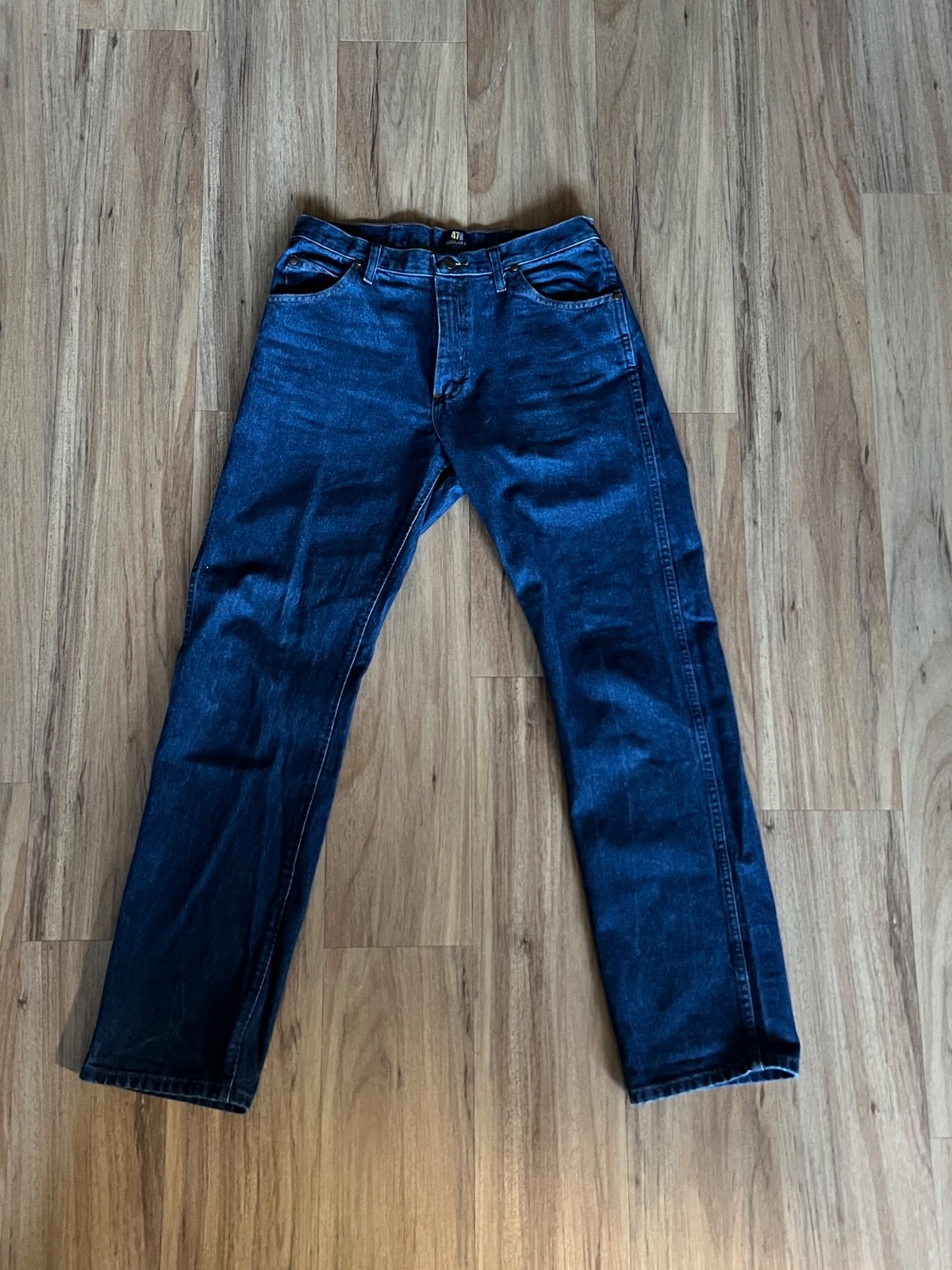 Vintage Wrangler Men\'s Premium Performance Cowboy Cut 47MWZ Blue Jeans Sz 34x34 Vintage Wrangler Men\'s Premium Performance Cowboy Cut 47MWZ Blue Jeans Sz 34x34