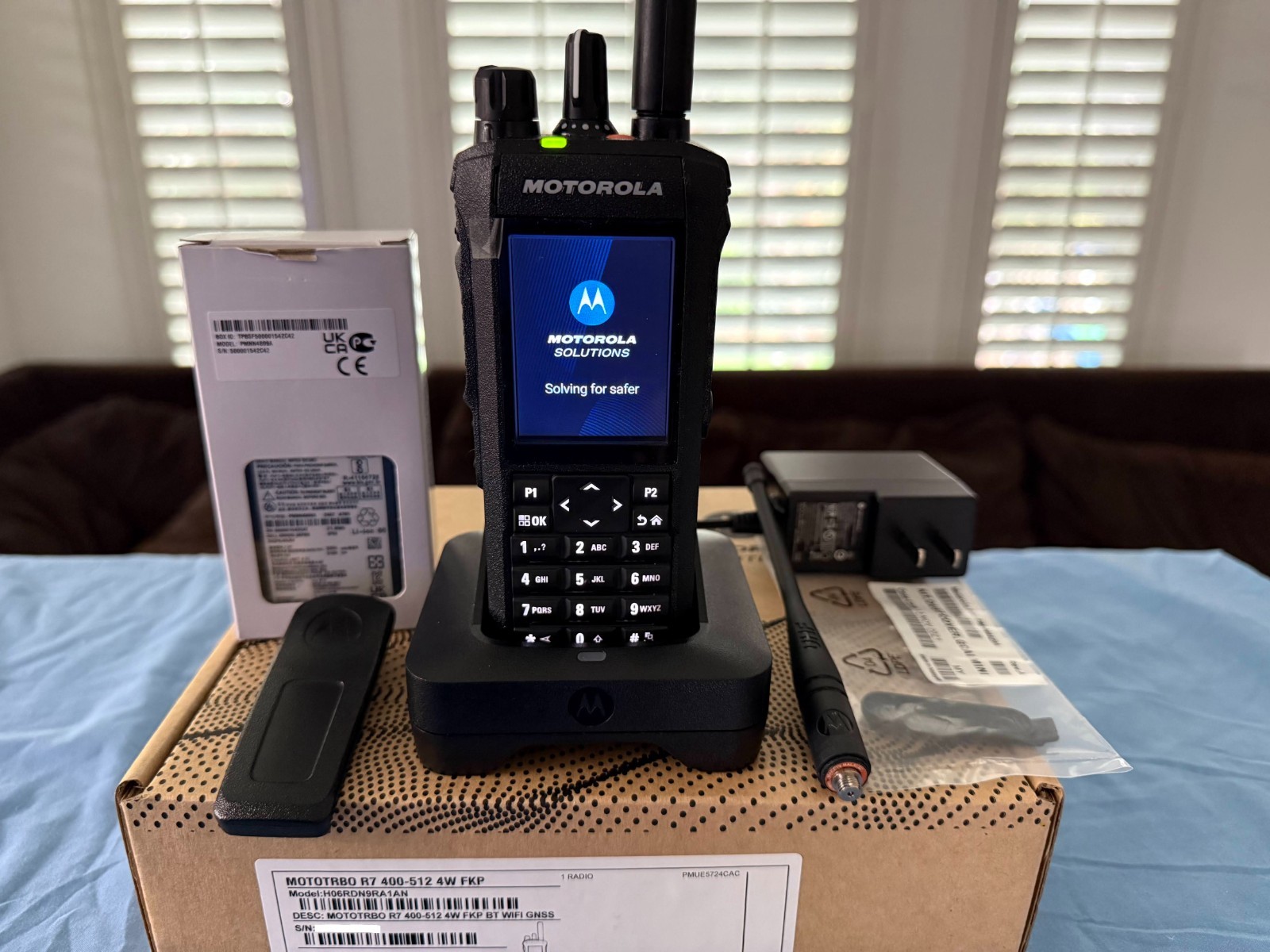 Motorola Solutions R7 UHF - 403-512 Mhz NA Firmware FKP WIFI BT GNSS - Warranty