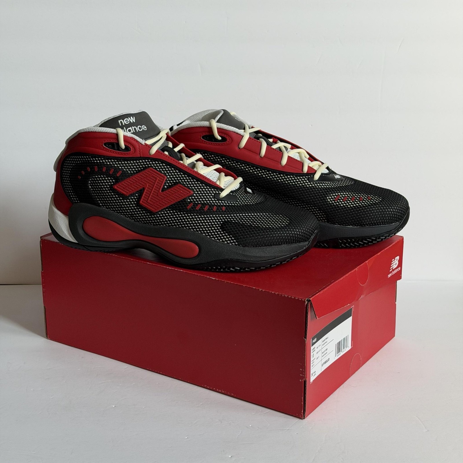 New Balance P400 Shoes Mens Size 13 Wide 2E Black Red Basketball