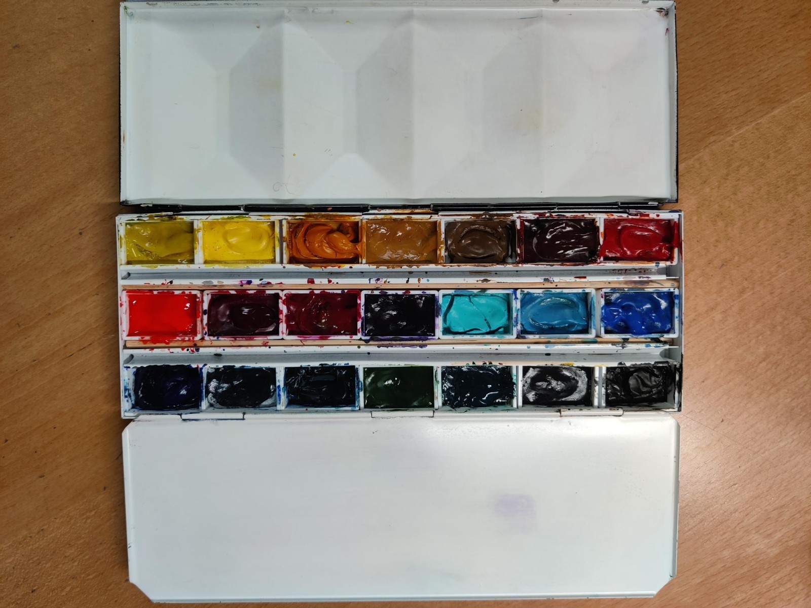 Winsor and Newton - artist watercolor  21 full pans in heavyweight palette box