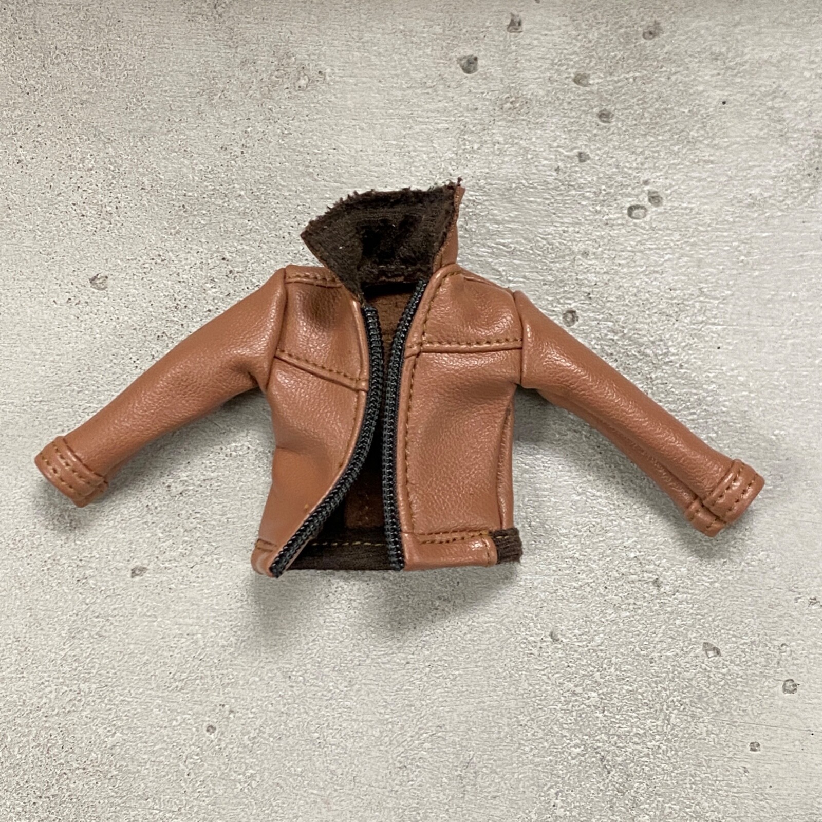 PB-JKT-RH2: 1/12 Brown Faux Leather Jacket for 6 PB-JKT-RH2: 1/12 Brown Faux Leather Jacket for 6