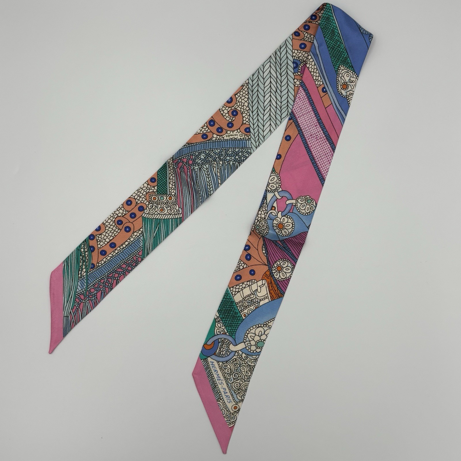 Hermès Twilly Selle de Dignitaire Plumetis Silk Scarf Pink Blue Bag Scarf 