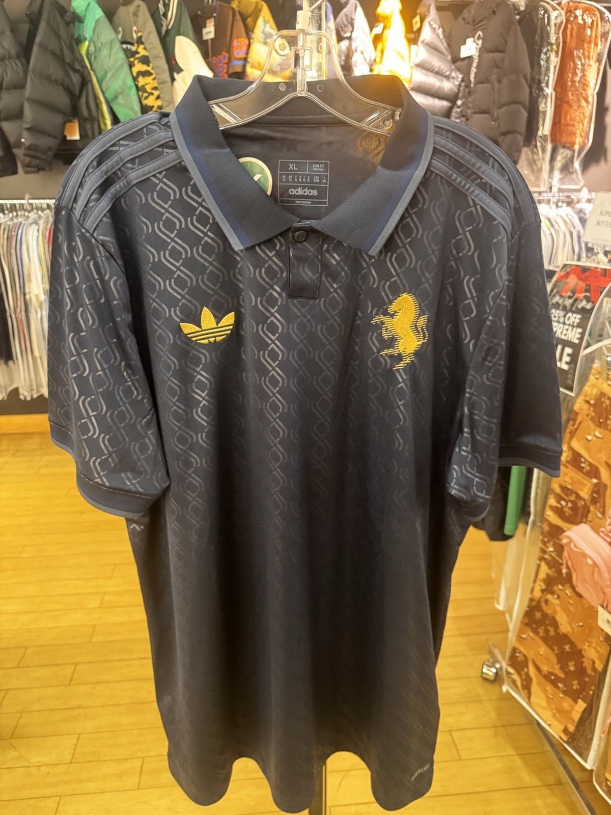 Adidas Juventus 2024-25 Third Jersey Size XL Adidas Juventus 2024-25 Third Jersey Size XL