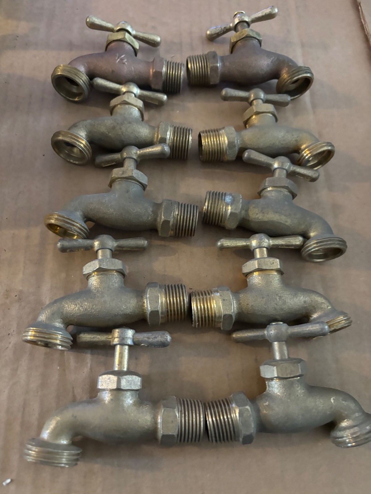10. Quantity Brass Hose Bibb Valves 1/2\