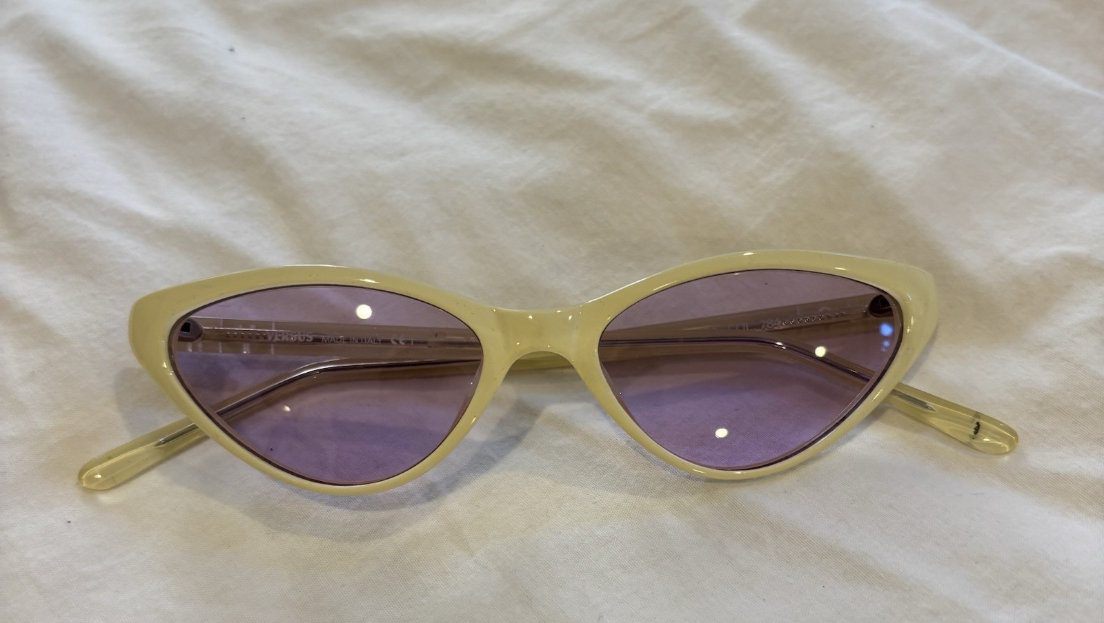 Vintage VERSUS by VERSACE L74 Cat Eye Sunglasses Purple Lenses Made Italy Rare