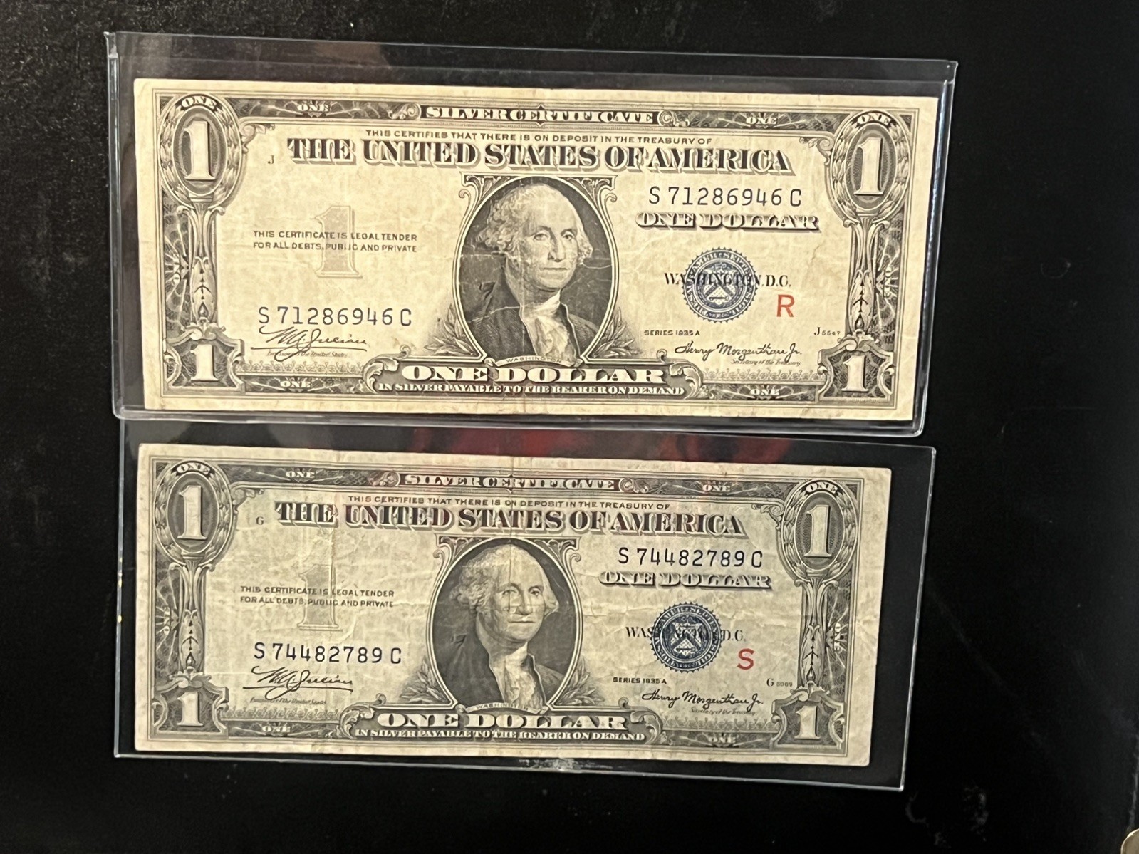 2 Notes 1935-A $1 Silver Certificate Experimental (R & S) 2 Notes 1935-A $1 Silver Certificate Experimental (R & S)