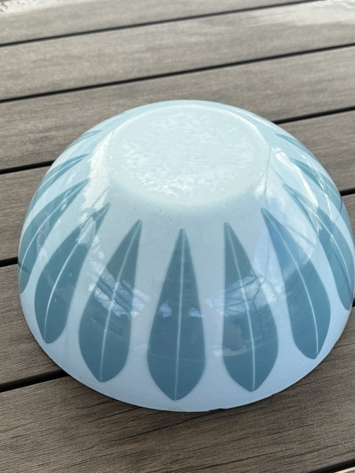 Cathrineholm Lotus Vintage Blue Enamel Bowl 9” Cathrineholm Lotus Vintage Blue Enamel Bowl 9”