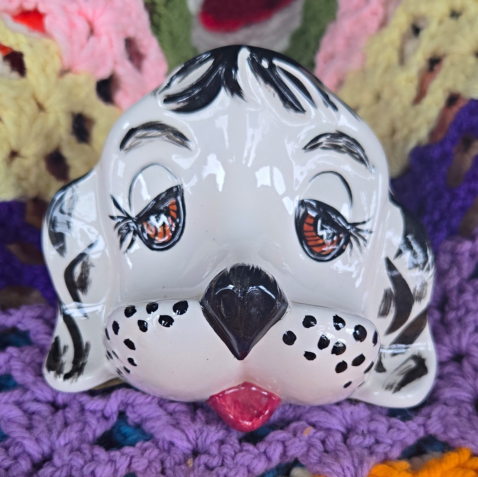 Vintage Hand-Painted Ceramic Hound Dog Eyeglasses Holder Stand