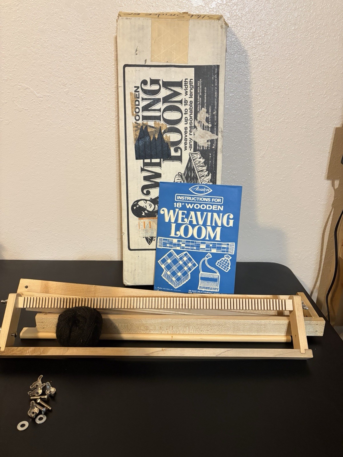 Rare Vintage Avalon 18” Wooden weaving loom Nos 70’s