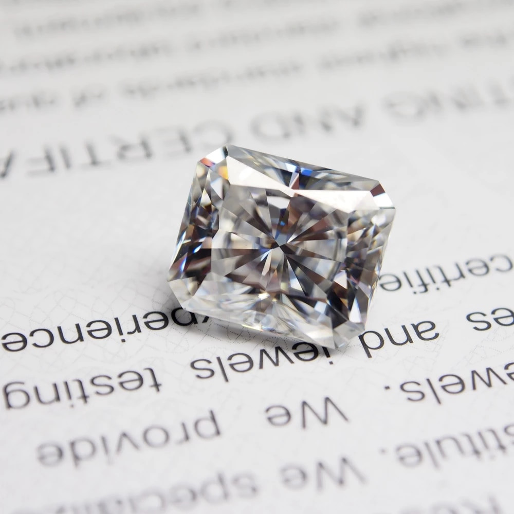 Radiant Cut Loose White Moissanite Stone White D Color VVS1 with Certificate Radiant Cut Loose White Moissanite Stone White D Color VVS1 with Certificate