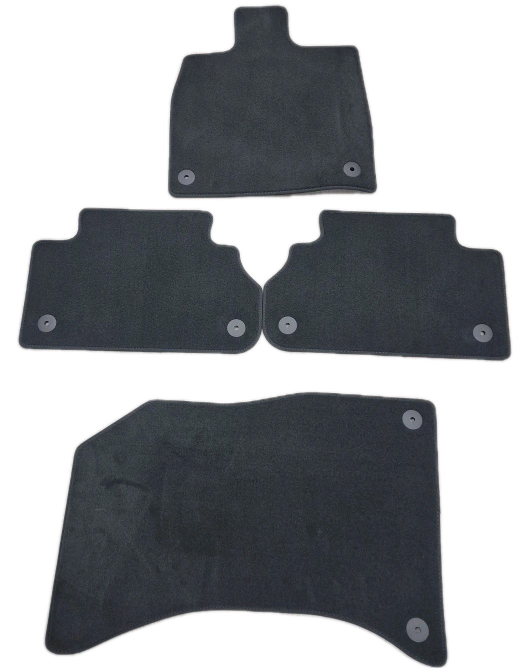 2018-2026 Audi Q5, SQ5 floor mats Set of 4 OEM mats, two front and two rear New 2018-2026 Audi Q5, SQ5 floor mats Set of 4 OEM mats, two front and two rear New
