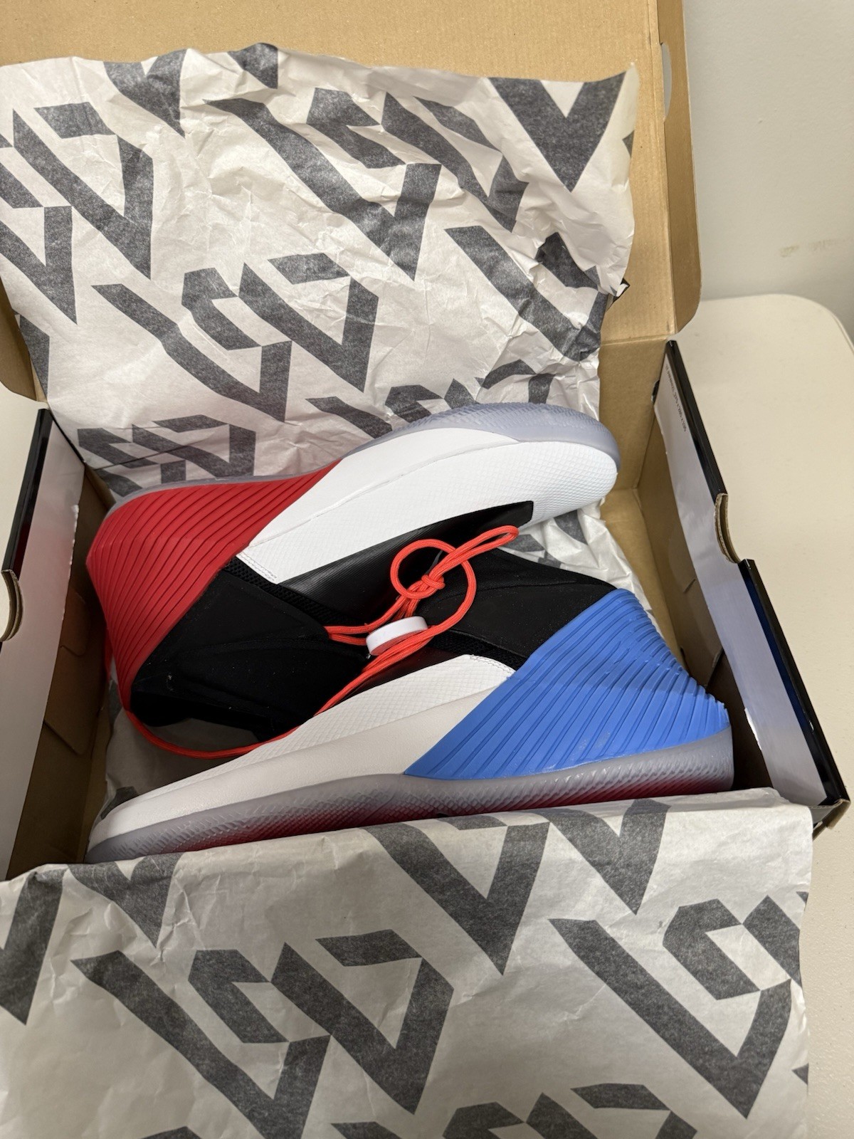 Jordan why not 0.1 Russel Westbrook WHITE/RED/BLUE PROMO size 13 Very Rare Jordan why not 0.1 Russel Westbrook WHITE/RED/BLUE PROMO size 13 Very Rare