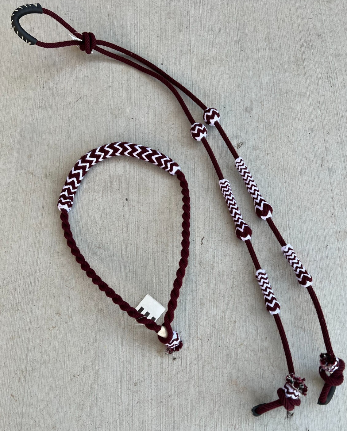 Burgundy Charro Horse Reins and Bosal set Riendas Charras y Bosal Color vino Burgundy Charro Horse Reins and Bosal set Riendas Charras y Bosal Color vino