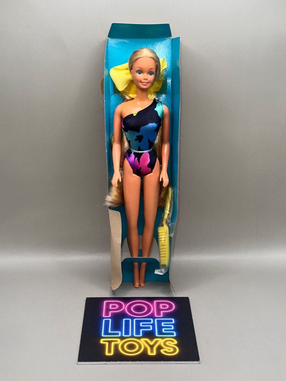 Vintage 1985 Mattel “Tropical Barbie” #1017 *PHILIPPINES*