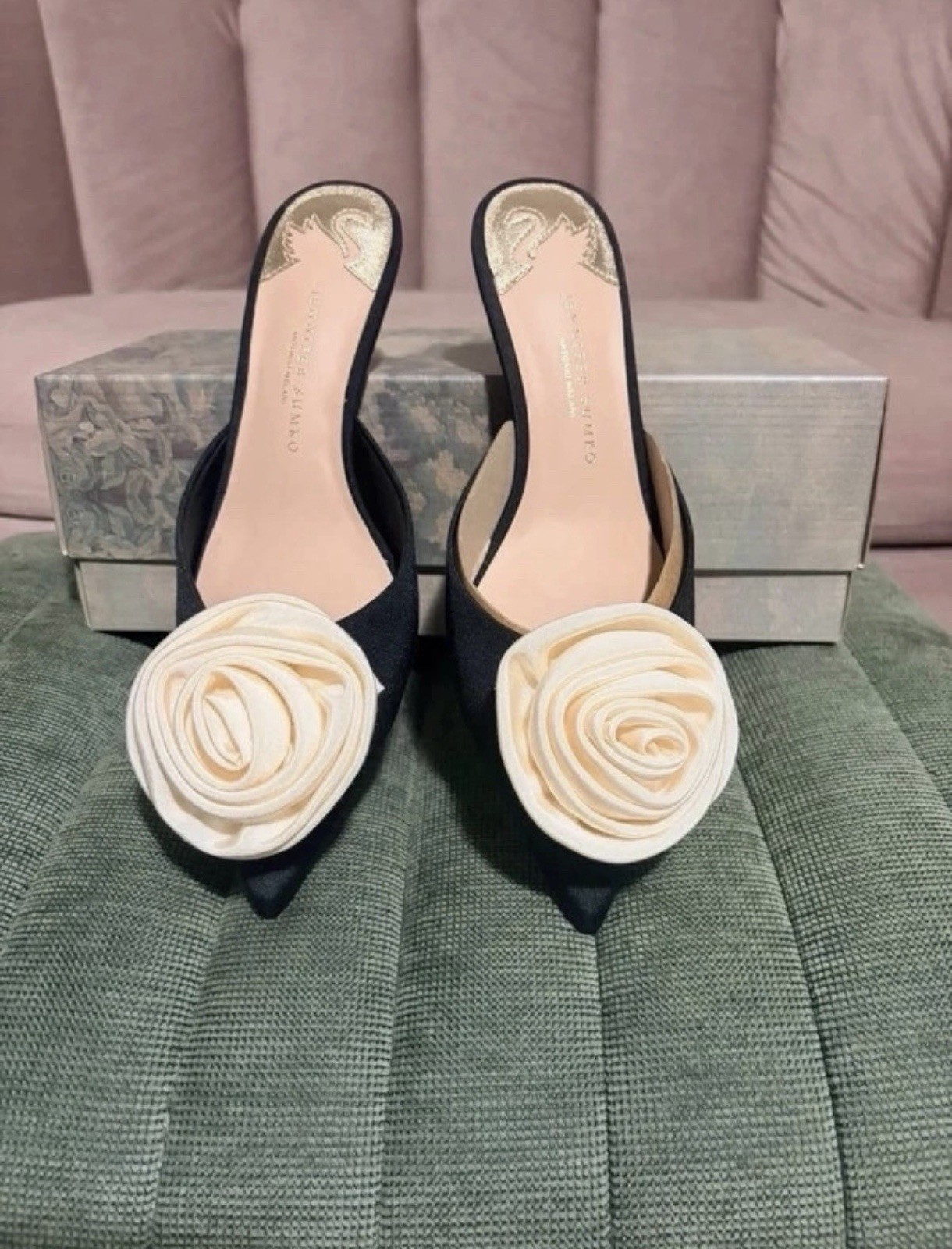 antonio melani Mule shoes 5.5 antonio melani Mule shoes 5.5