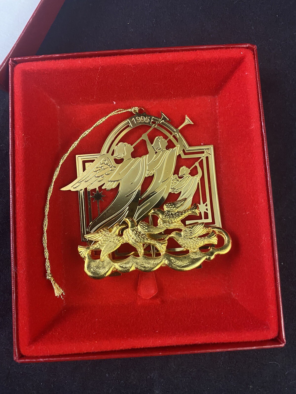 1995 McAlpin\'s 24kt Gold Finish Ornament Angel w/ Doves USA 1995 McAlpin\'s 24kt Gold Finish Ornament Angel w/ Doves USA