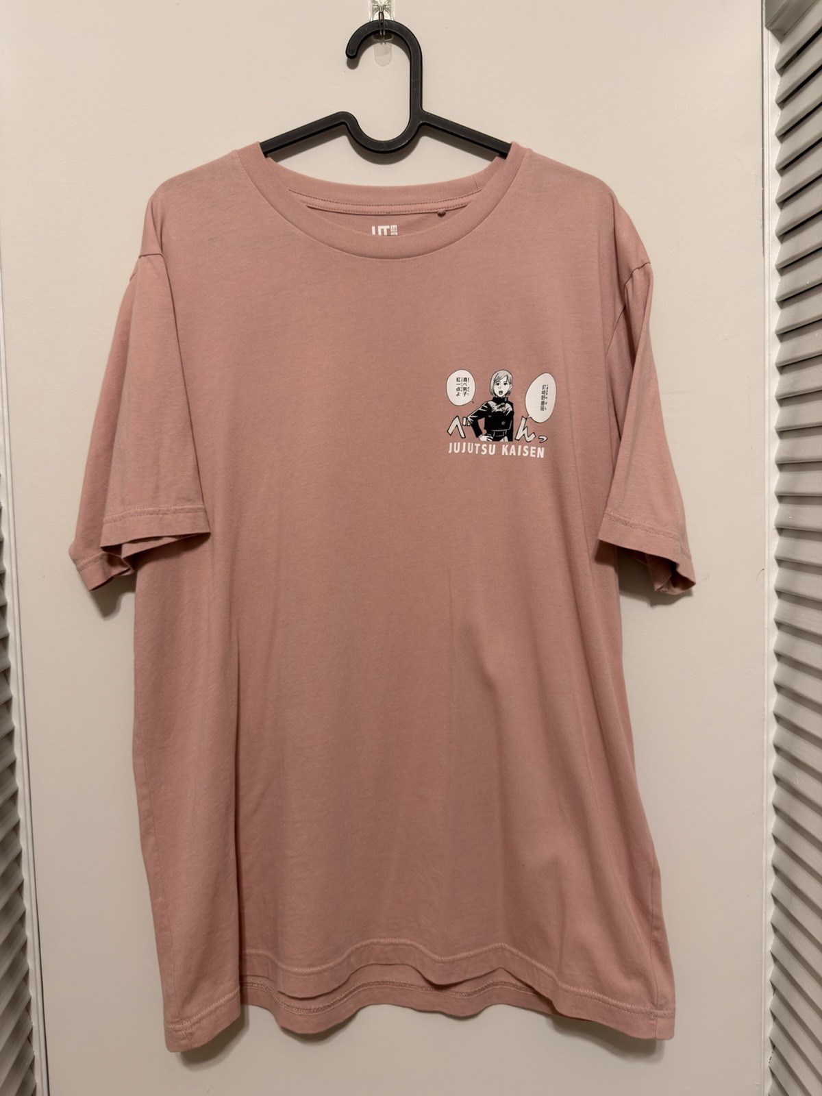 Uniqlo X Jujutsu Kaisen Nobara Pink Floral Graphic Shirt Medium Uniqlo X Jujutsu Kaisen Nobara Pink Floral Graphic Shirt Medium