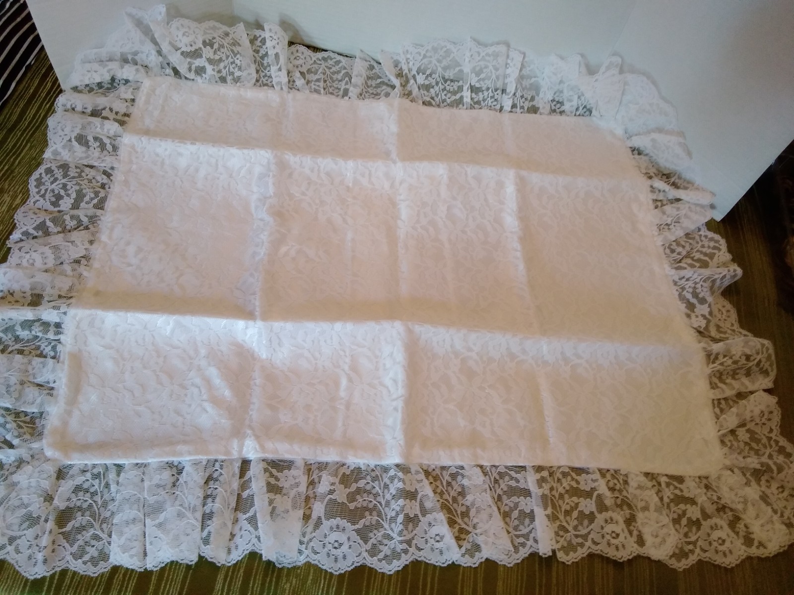 Vintage RARE MCM SATIN & LACE French Sham Sibyl Shepard Inc LA Standard Vintage RARE MCM SATIN & LACE French Sham Sibyl Shepard Inc LA Standard