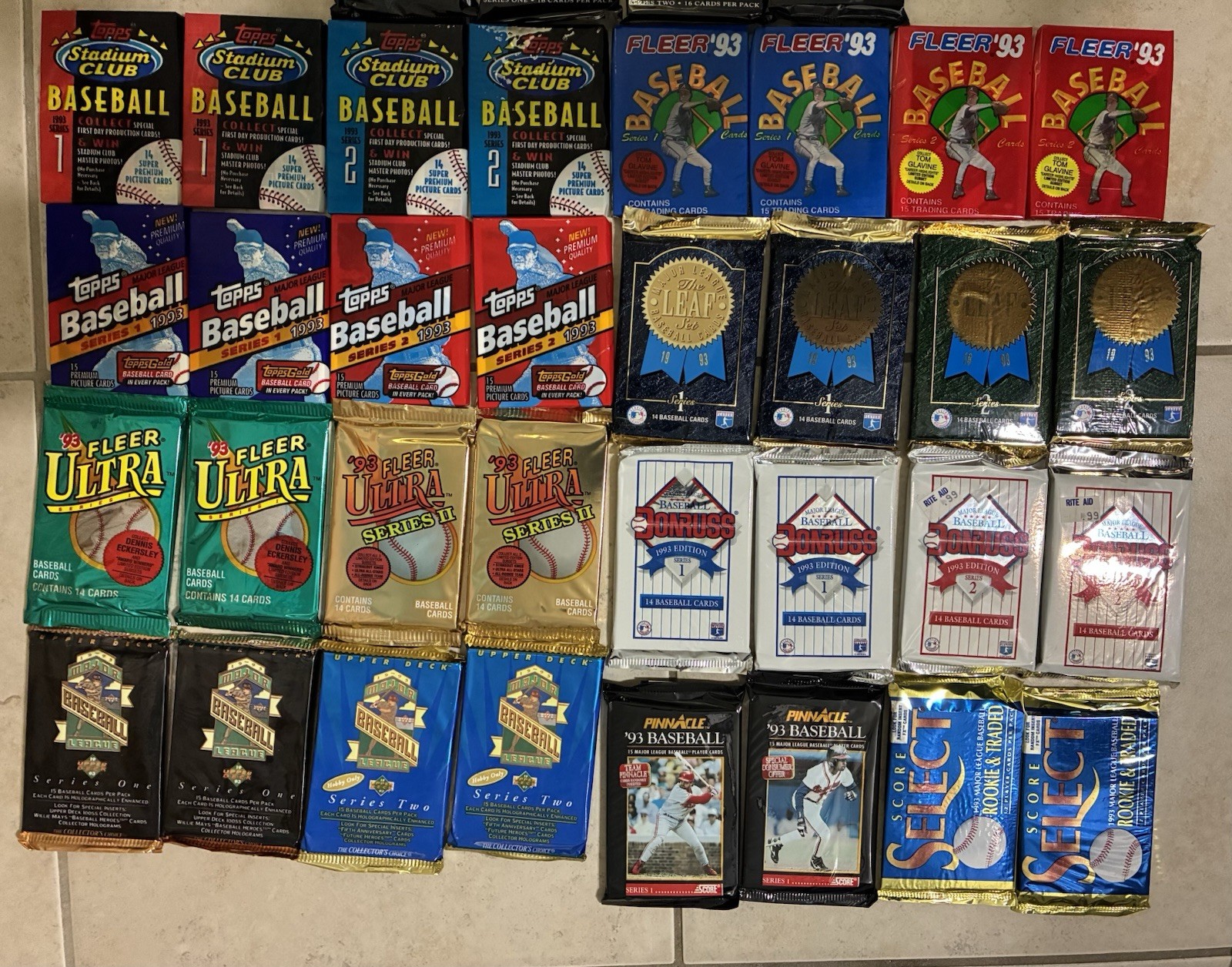 32 PACKS 1993 Sealed Baseball Cards Lot Topps UD Fleer Ultra Leaf Donruss Pinna