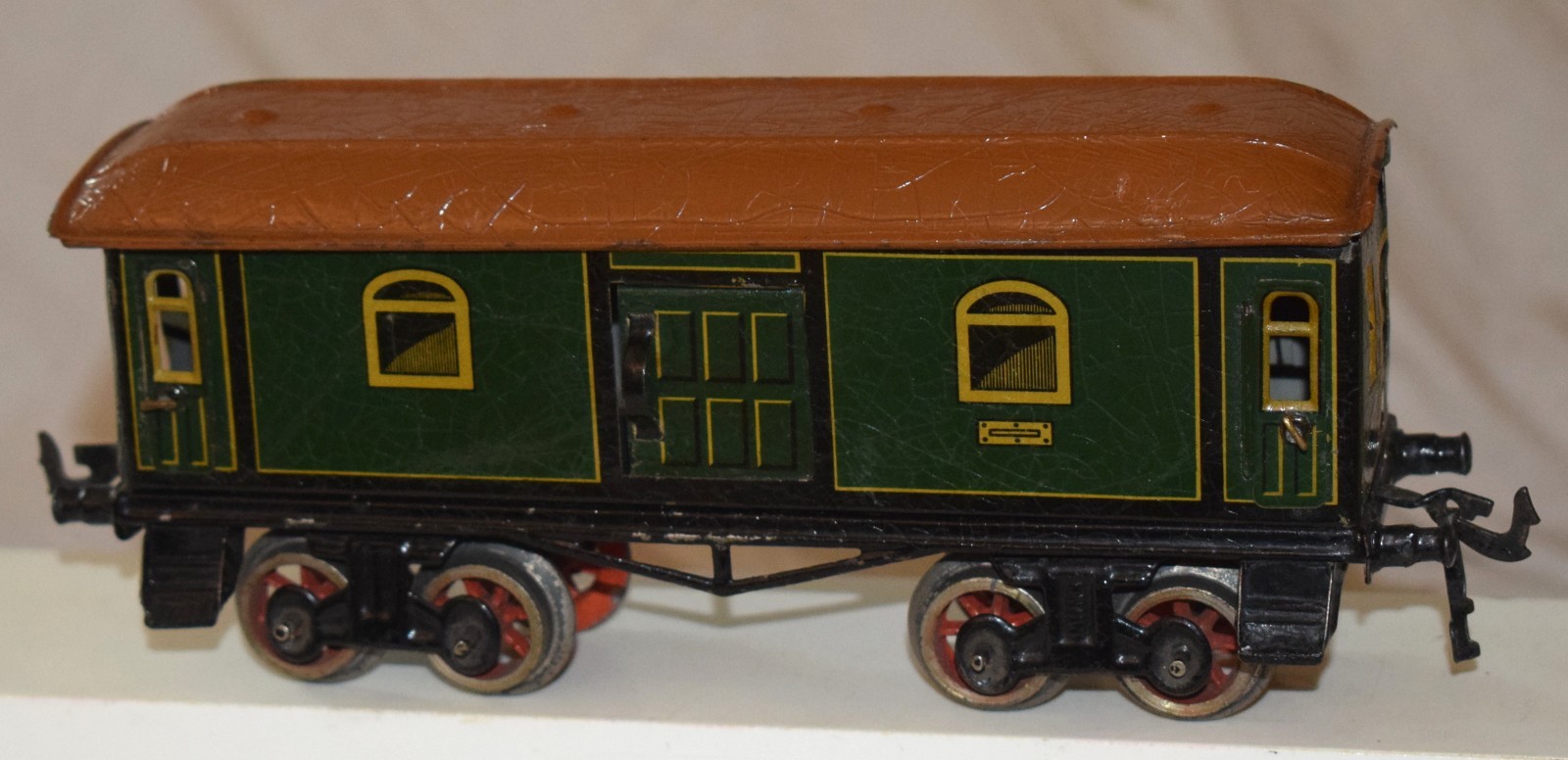 Vintage Prewar Bing No. 10/570 Baggage Car Green - O Gauge - Tinplate Passenger