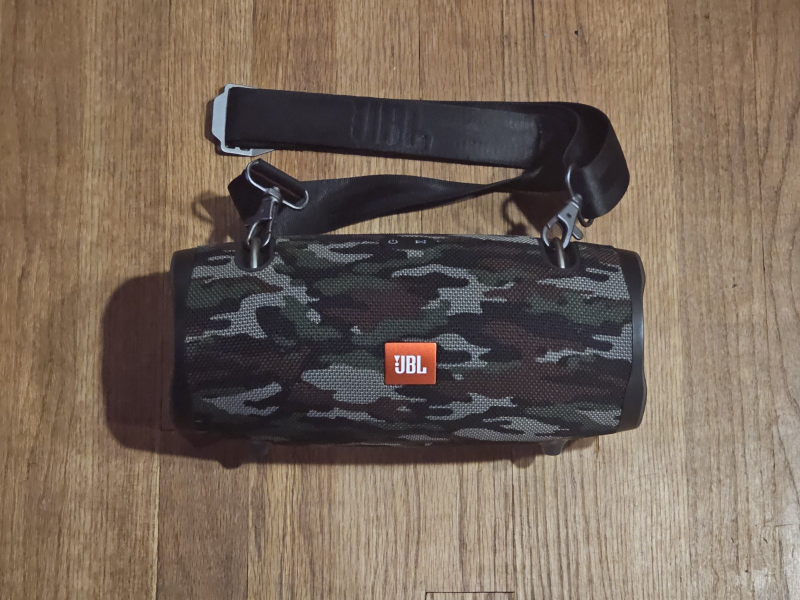JBL Xtreme 2 Speaker Used Excellent - Original Charger JBL Xtreme 2 Speaker Used Excellent - Original Charger