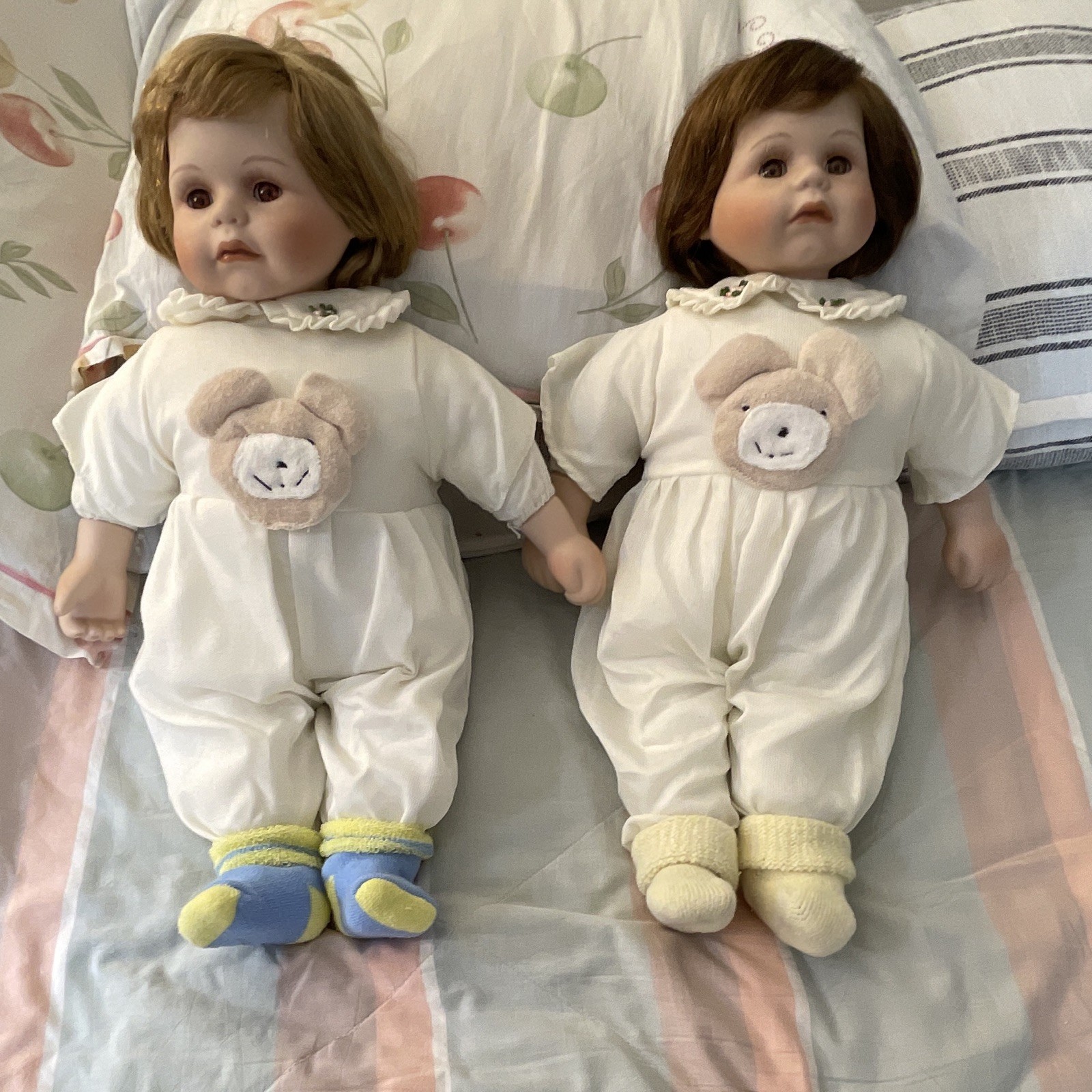 Goldendale Baby Doll Lot of 2 21 Brown Hair/Brown Eyes Bear Outfit MPN 1-2000 Goldendale Baby Doll Lot of 2 21 Brown Hair/Brown Eyes Bear Outfit MPN 1-2000