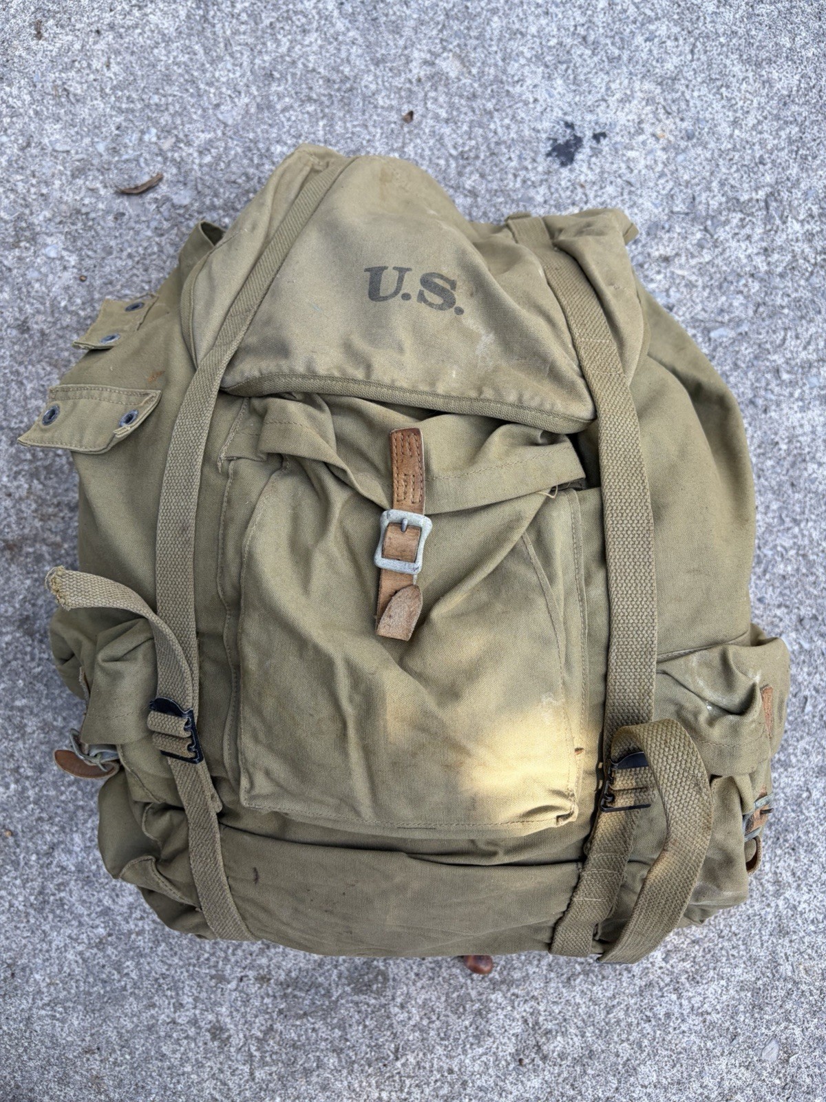 WWII US Army M1942 Mountaineer Rucksack Assault Pack And Rigid Frame Nice Shape WWII US Army M1942 Mountaineer Rucksack Assault Pack And Rigid Frame Nice Shape
