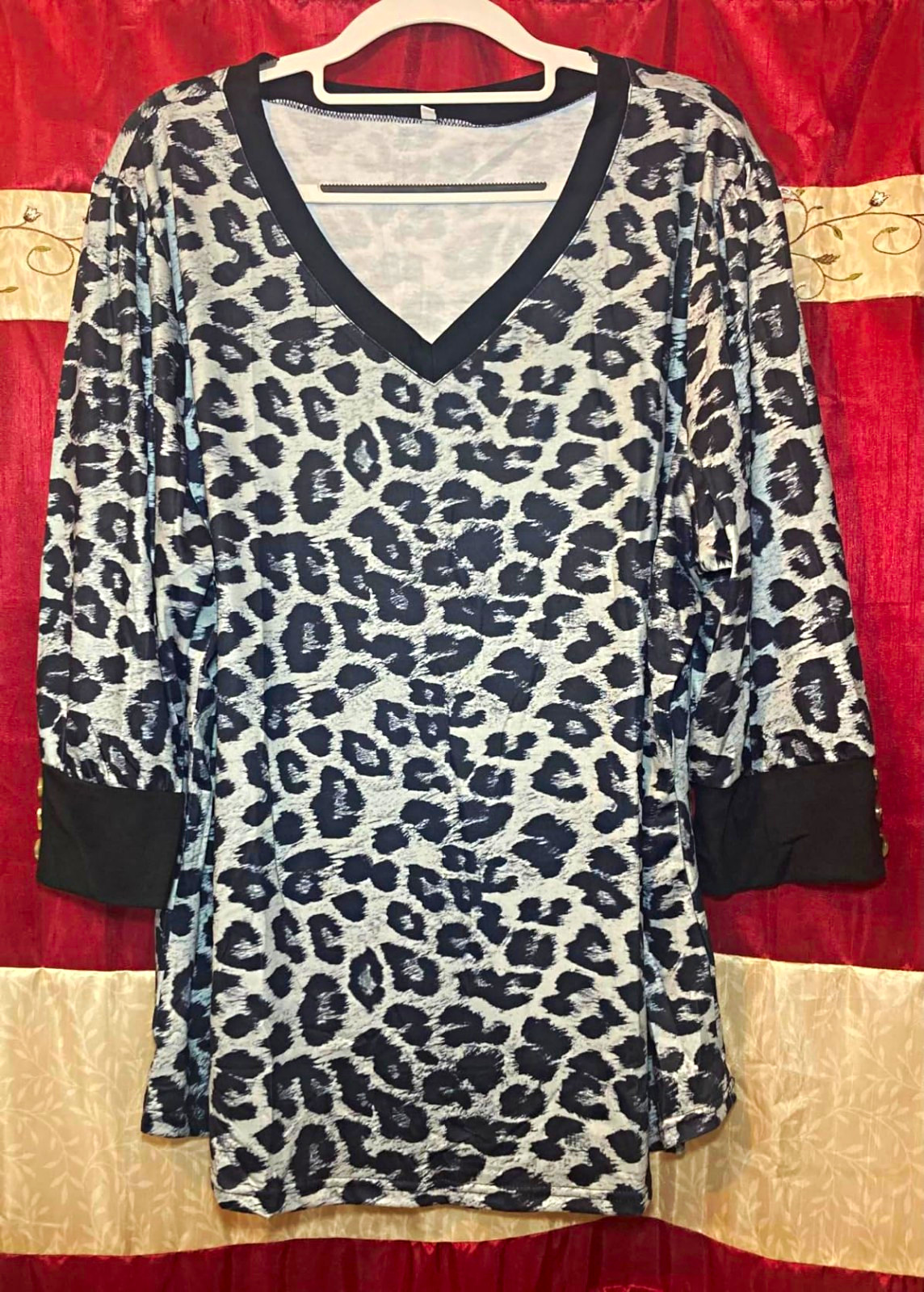 Women’s Leopard Print V-Neck Knit Pullover Sweater 3/4 Sleeve M Gray/Black