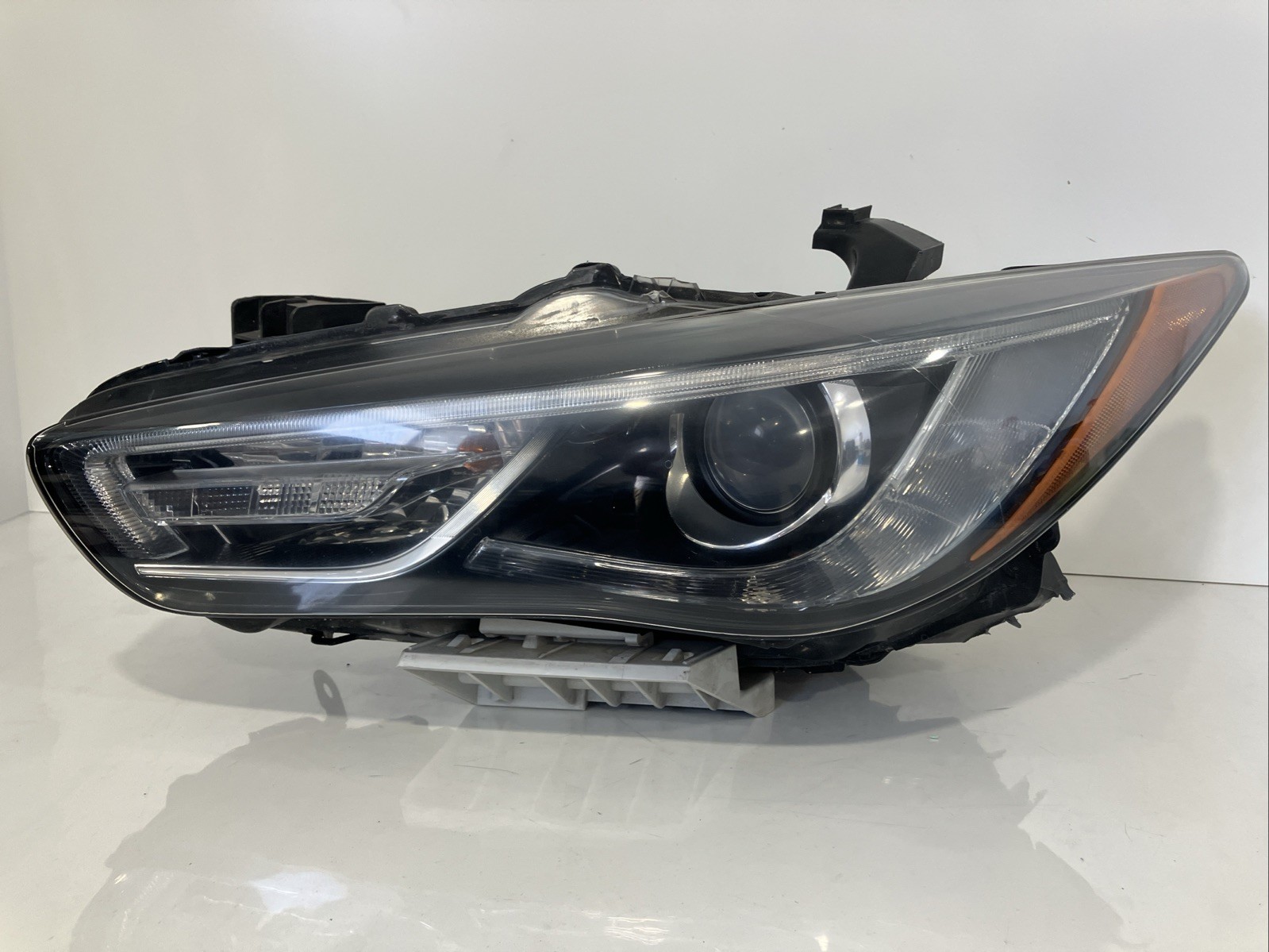2016 2017 2018 Infiniti QX60 Driver Left LH Xenon HID Headlight OEM 2471