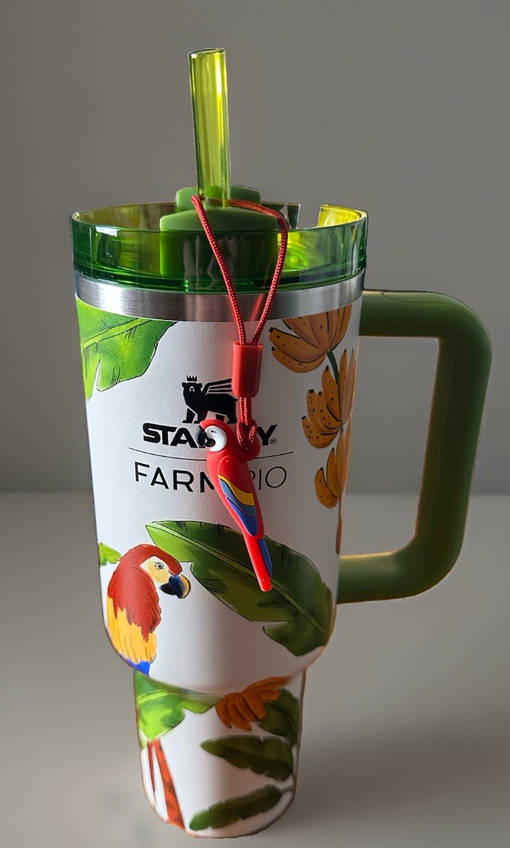 Stanley x Farm Rio Tropical Destiny 40 Oz Quencher Tumbler Cup With Charm New Stanley x Farm Rio Tropical Destiny 40 Oz Quencher Tumbler Cup With Charm New