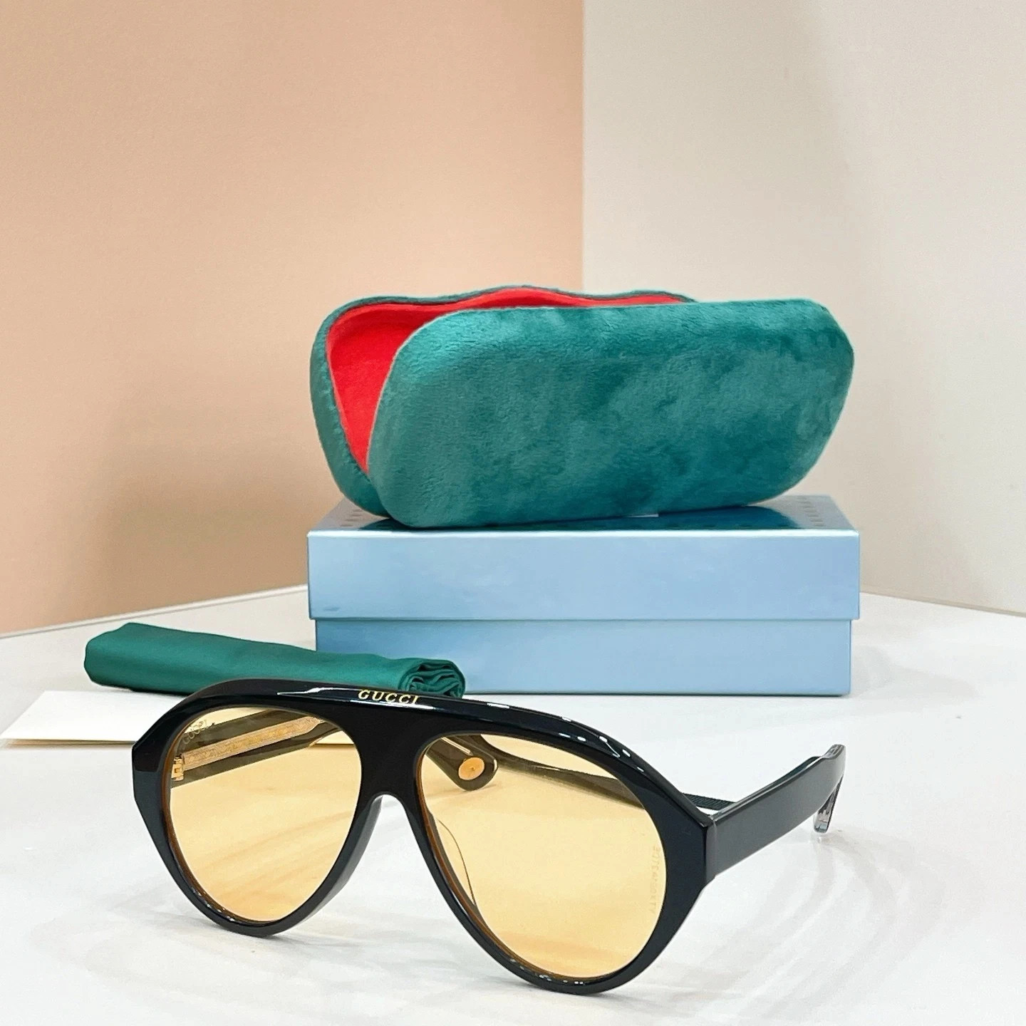 Gucci GG0479S Black Aviator Sunglasses Yellow Lens 60-13-150