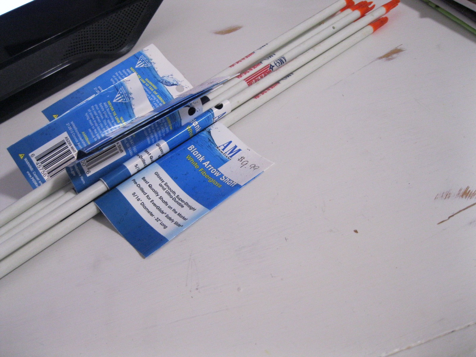 AMS Bowfishing White Shaft AMS Bowfishing White Shaft
