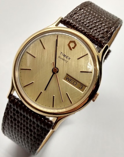 Lovely Vintage 1985 Q Timex Gold Plated Quartz Men\'s Watch 1980\'s - New Battery Lovely Vintage 1985 Q Timex Gold Plated Quartz Men\'s Watch 1980\'s - New Battery