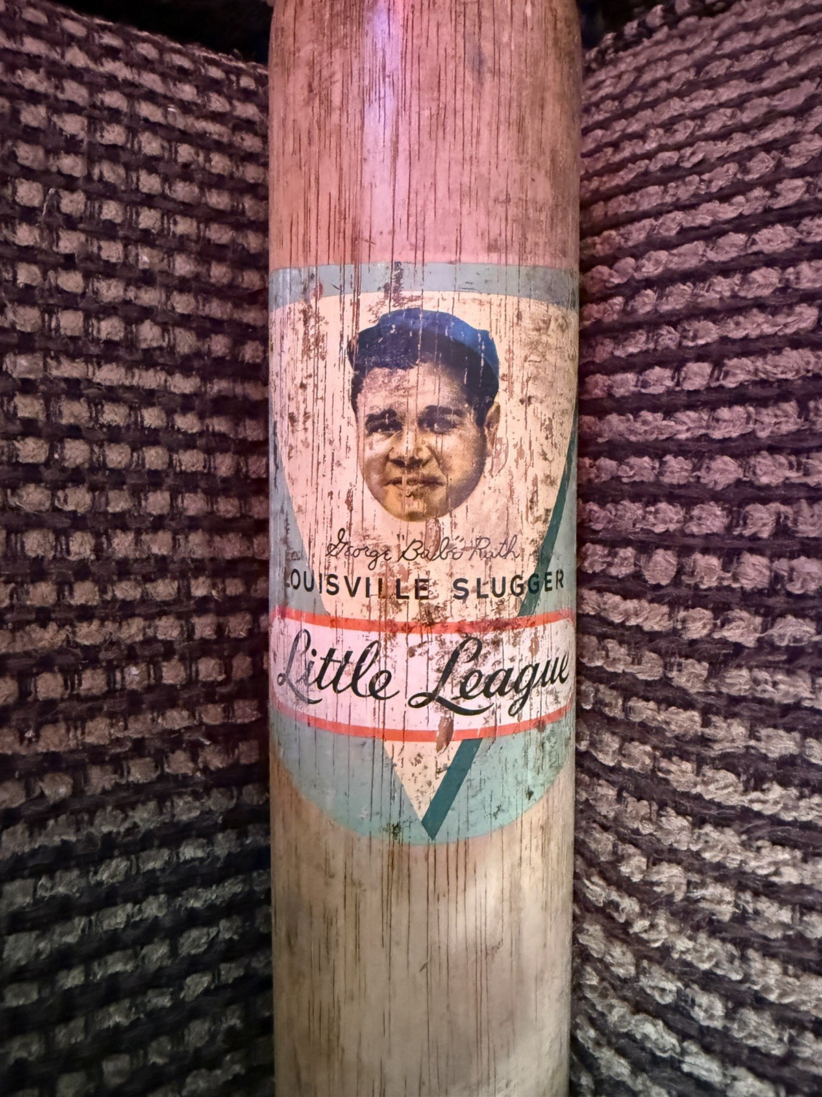 Vintage Babe Ruth Louisville Slugger Bat J2 30in Hillerich Bradsby 1940s Decal Vintage Babe Ruth Louisville Slugger Bat J2 30in Hillerich Bradsby 1940s Decal