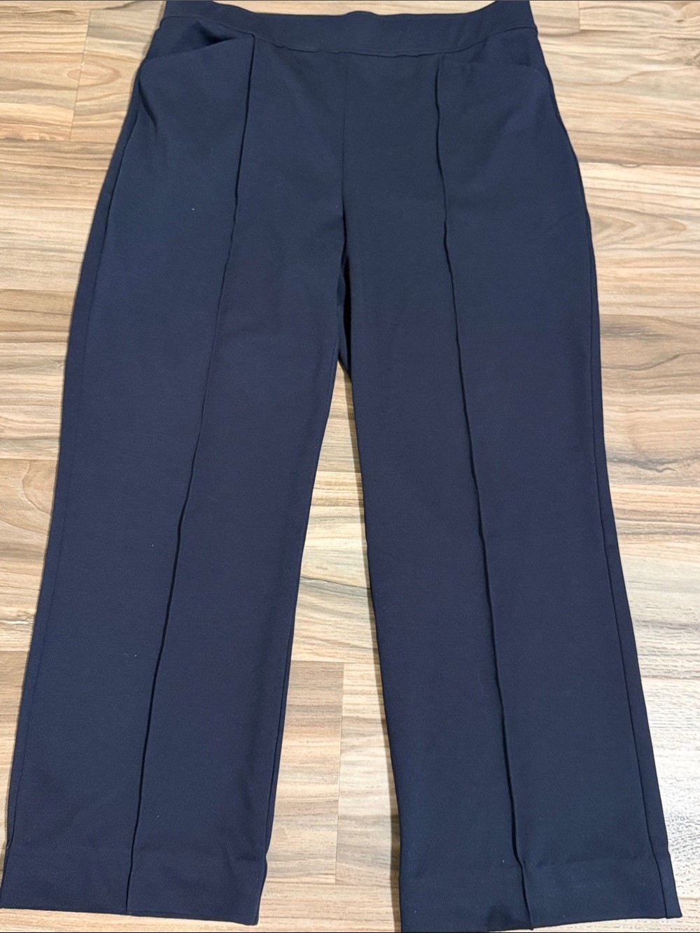 Talbots Women\'s Navy Blue Wide Leg Pull On Pant Sz. L Stretch Front Seam