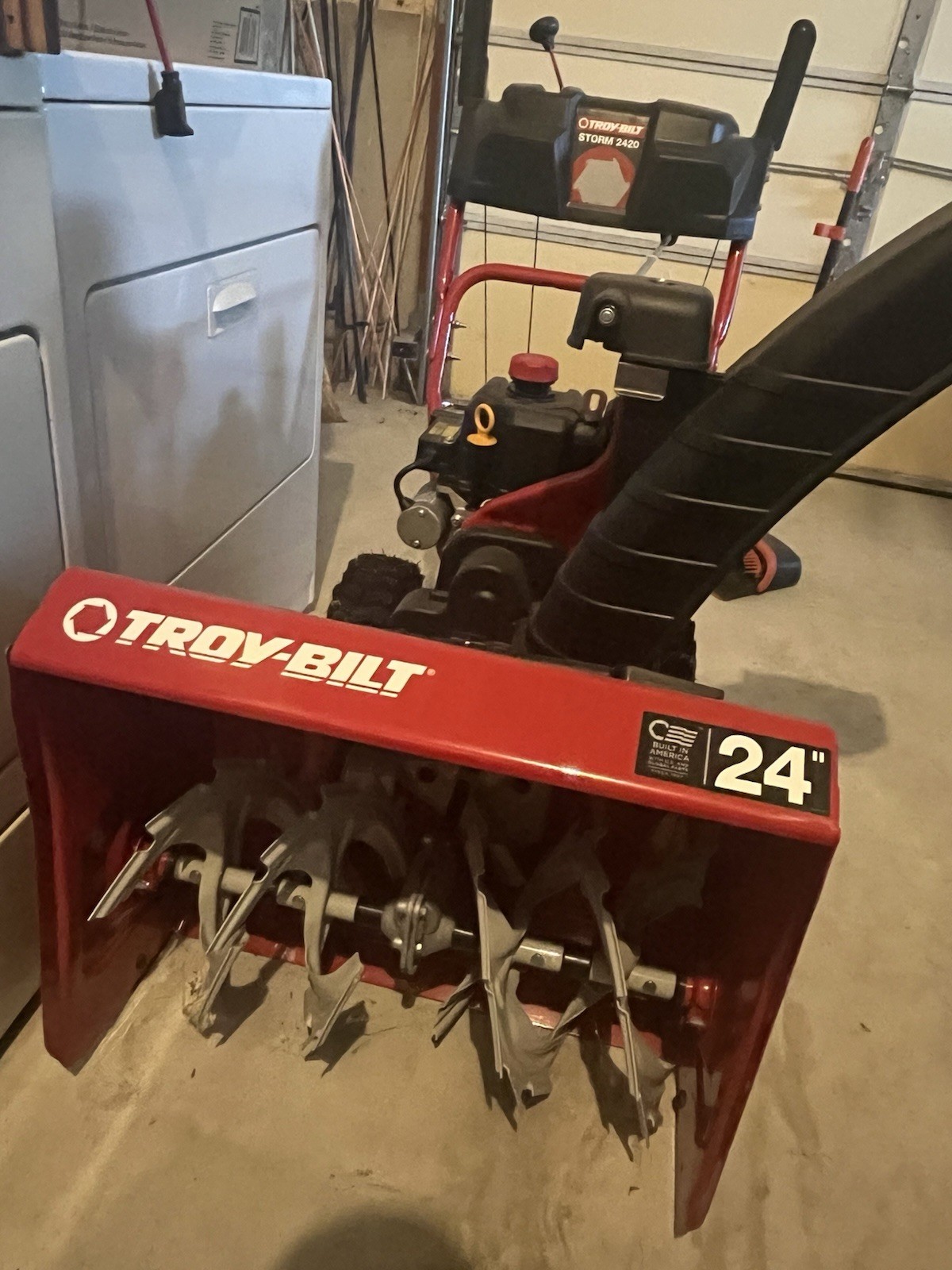 Troy-Bilt Storm 2420 24 in Two-Stage Gas Snow Blower Red/Black “UNUSED” Troy-Bilt Storm 2420 24 in Two-Stage Gas Snow Blower Red/Black “UNUSED”