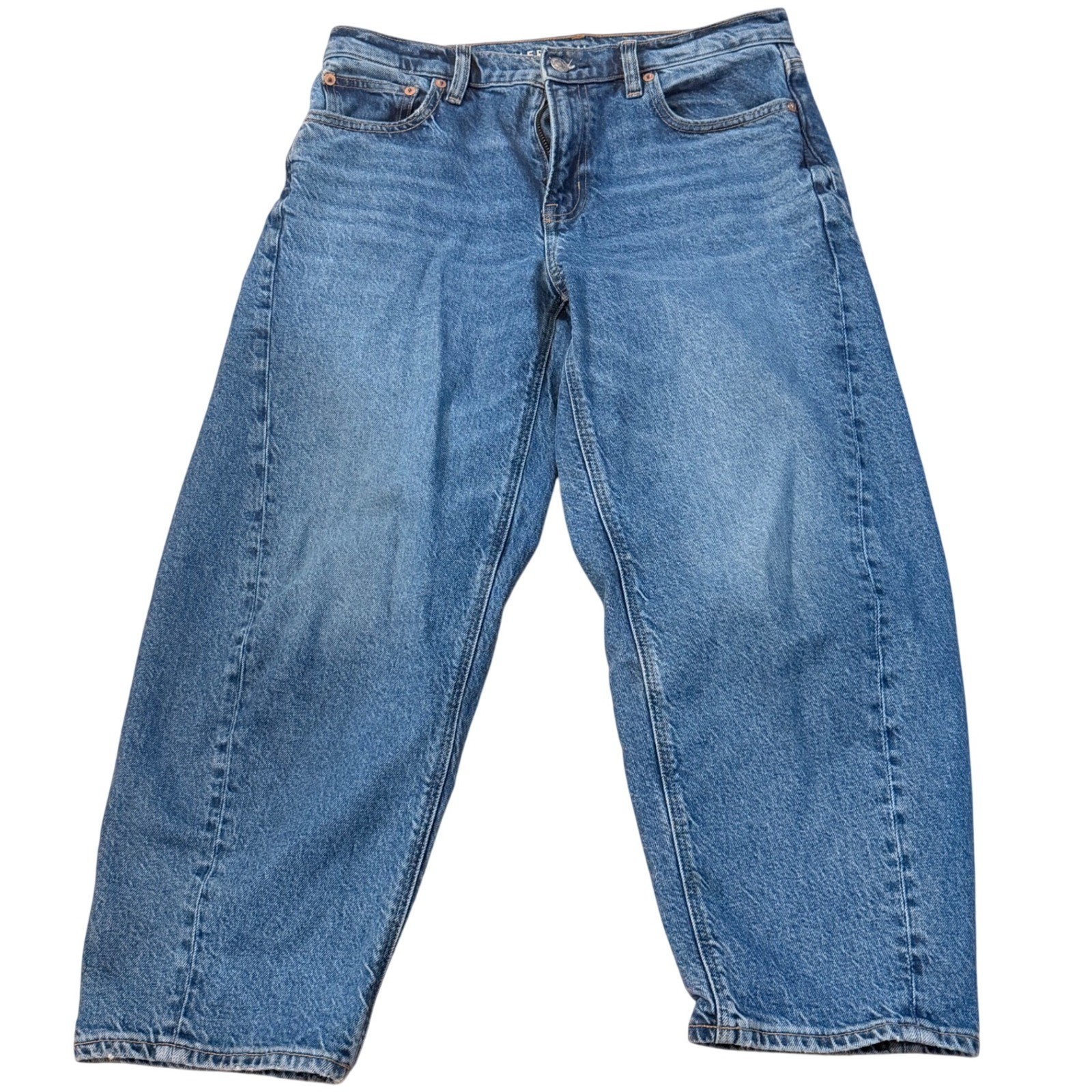 American Eagle High-Rise Barrel Leg Jeans – Medium Wash Size 2 Short 1296711600 American Eagle High-Rise Barrel Leg Jeans – Medium Wash Size 2 Short 1296711600